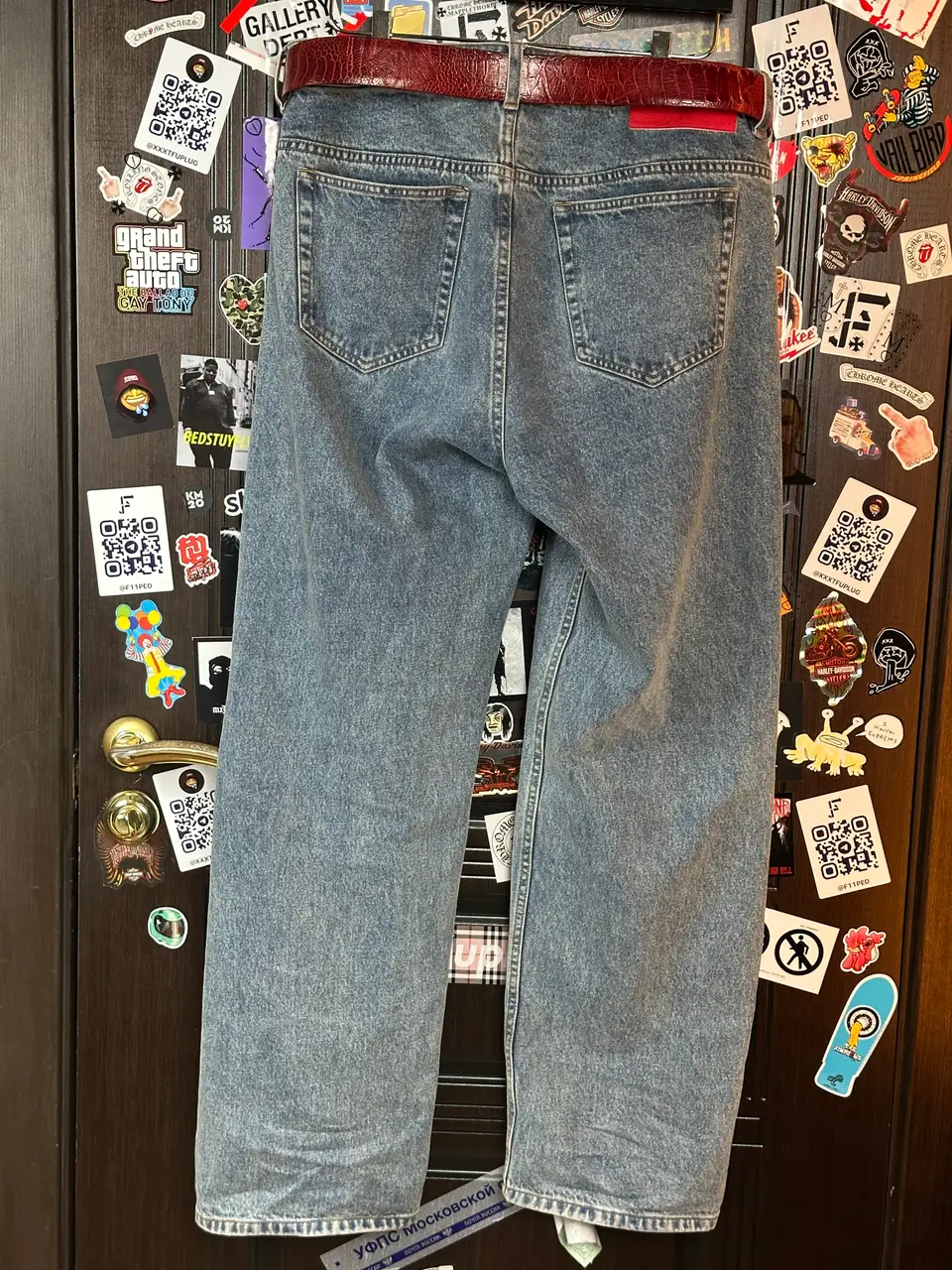 Sp5der “Spider” V3 Indigo Denim Jeans, detail view 5