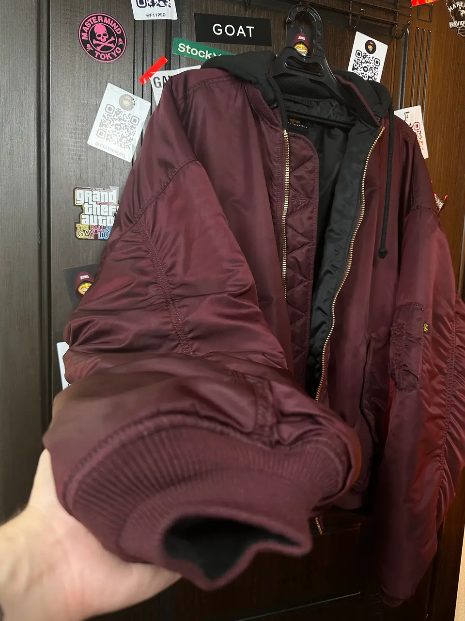 Vetements Burgundy Bomber Emoji XS, detail view 6