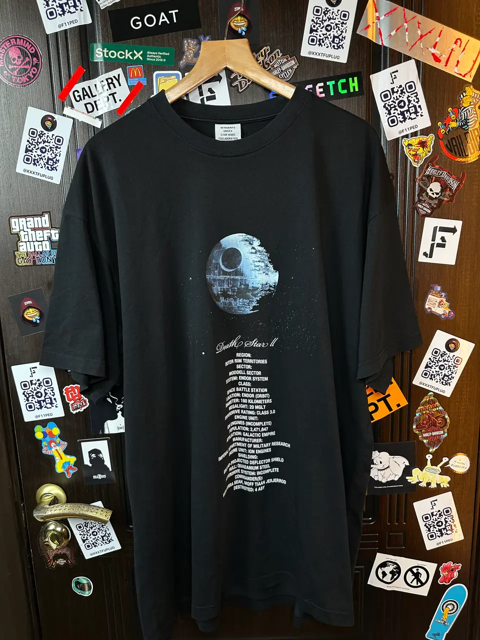 Vetements Death Star, detail view 2
