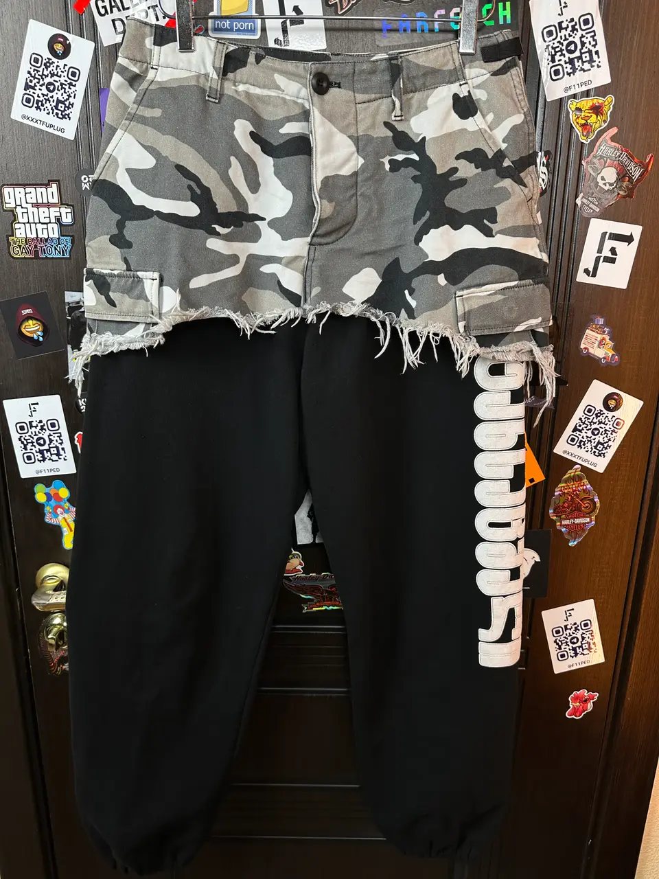 Vetements SS19 Georgian Pants, detail view 2