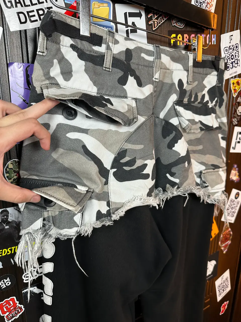 Vetements SS19 Georgian Pants, detail view 13