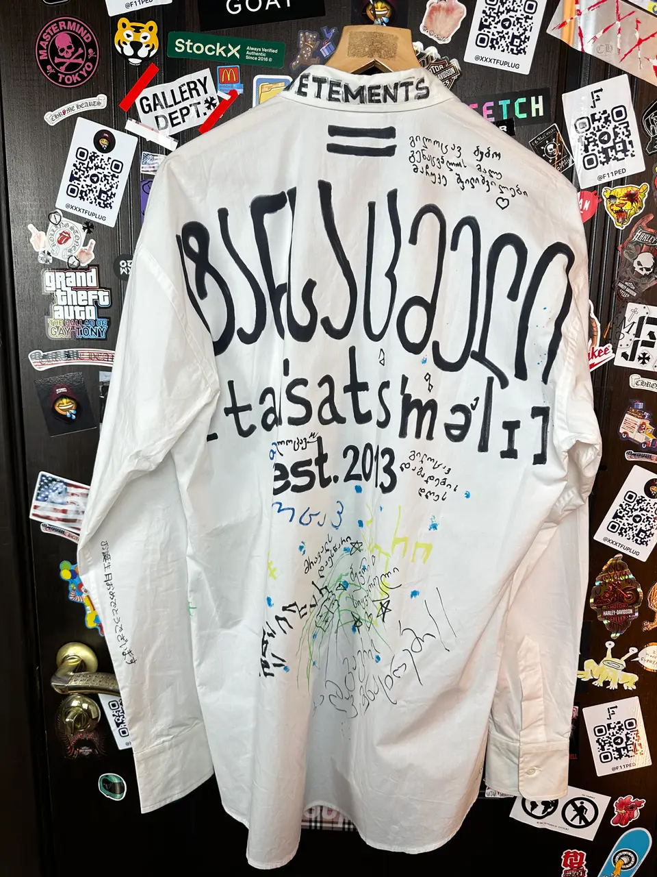 Vetements Tansatsmeli Happy Birthday, detail view 3