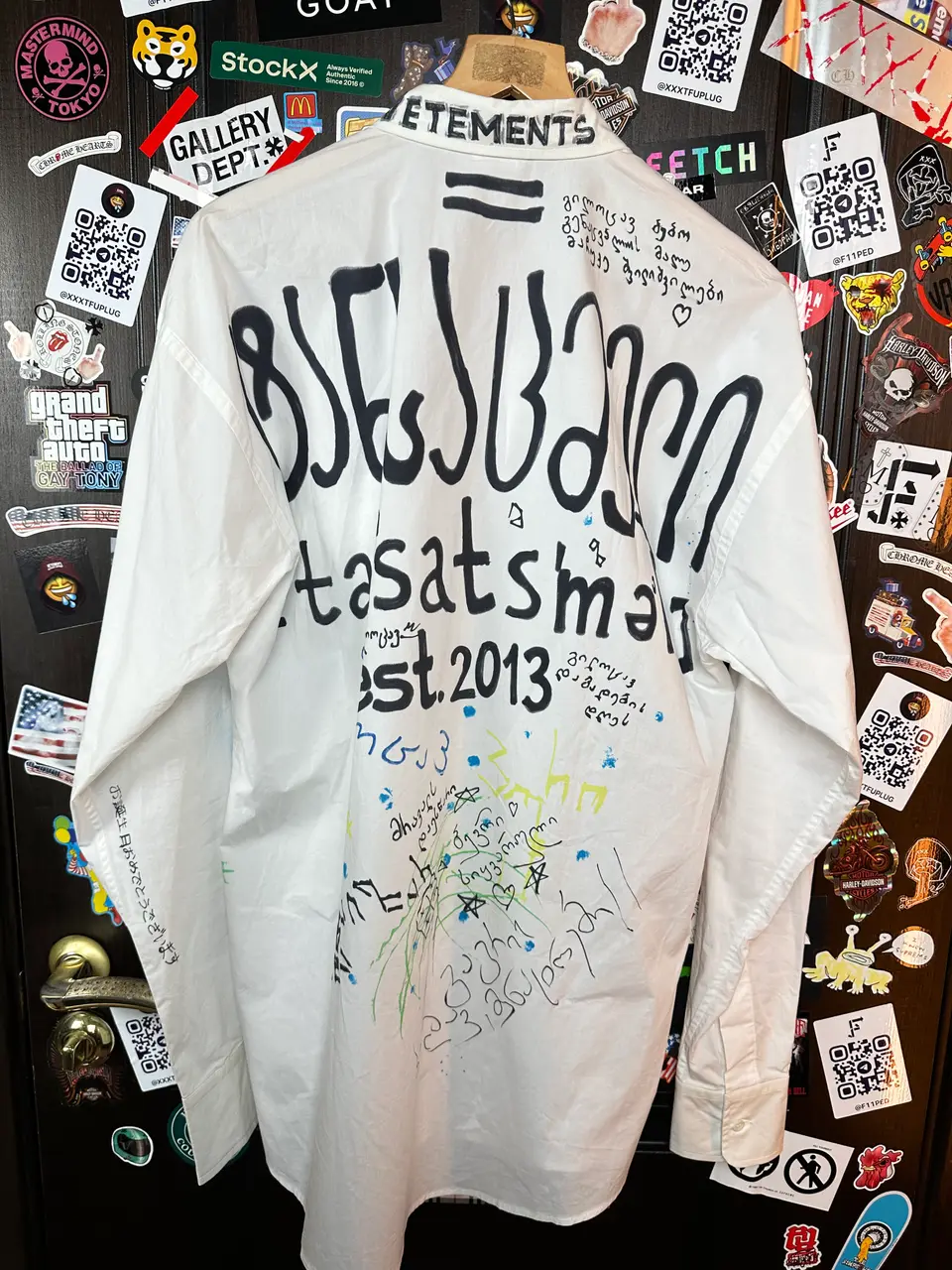 Vetements Tansatsmeli Happy Birthday, detail view 4