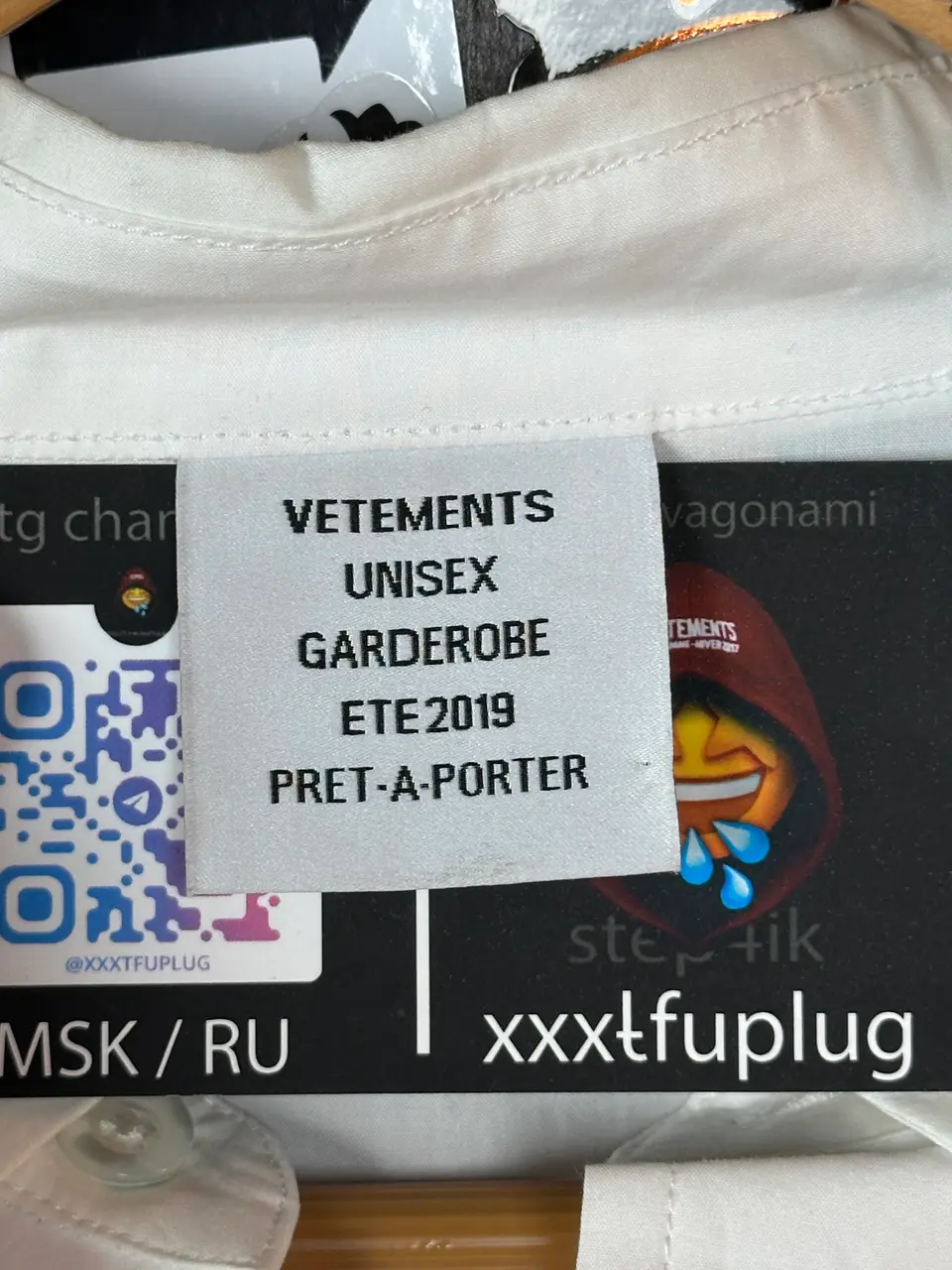 Vetements Tansatsmeli Happy Birthday, detail view 9