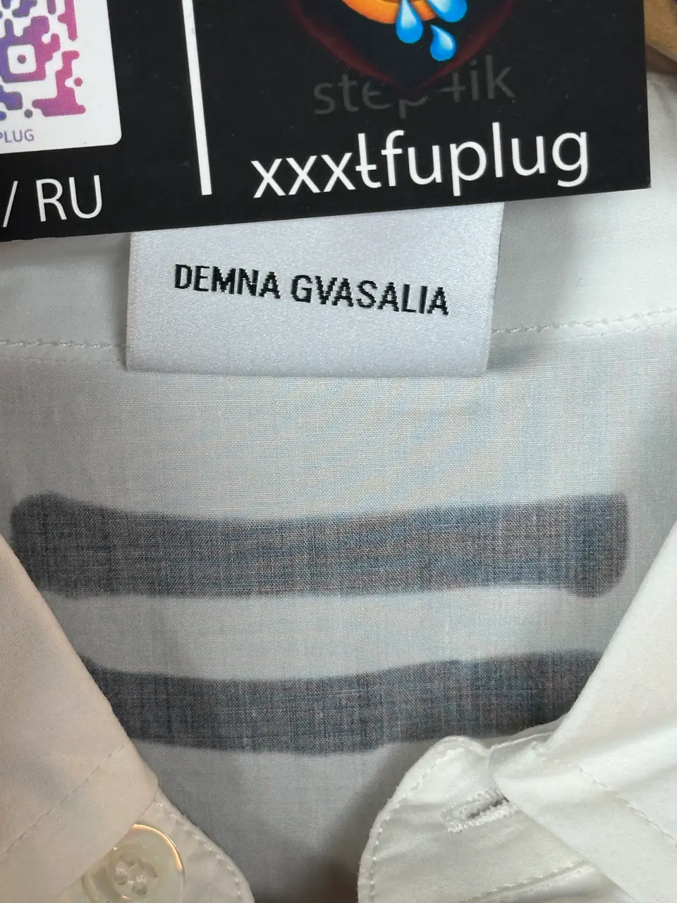 Vetements Tansatsmeli Happy Birthday, detail view 10