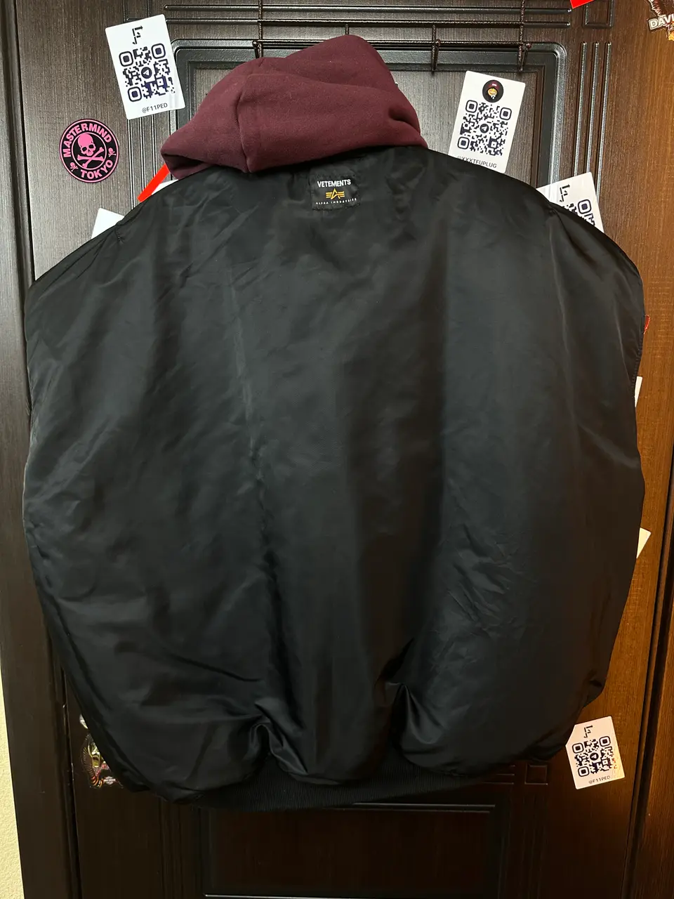 Vetements Vest burgundy, detail view 6