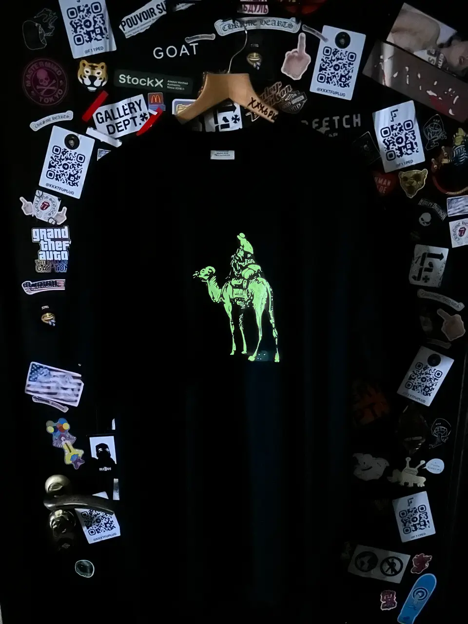 Vetements VETEMENTS AW19 Silk Road T-Shirt., detail view 5