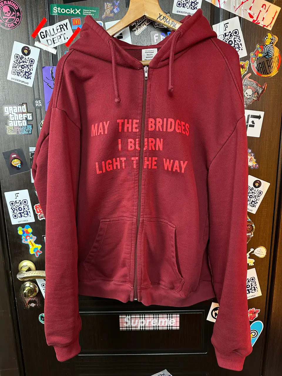 Vetements VETEMENTS “May the bridges” Zip Hoodie 1/50, detail view 2
