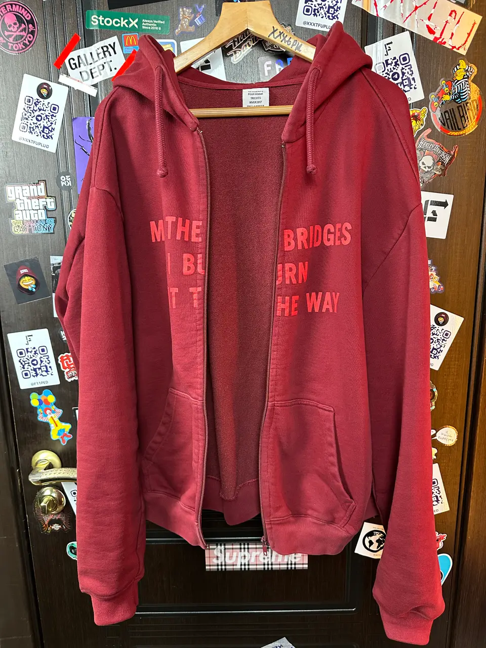 Vetements VETEMENTS “May the bridges” Zip Hoodie 1/50, detail view 3