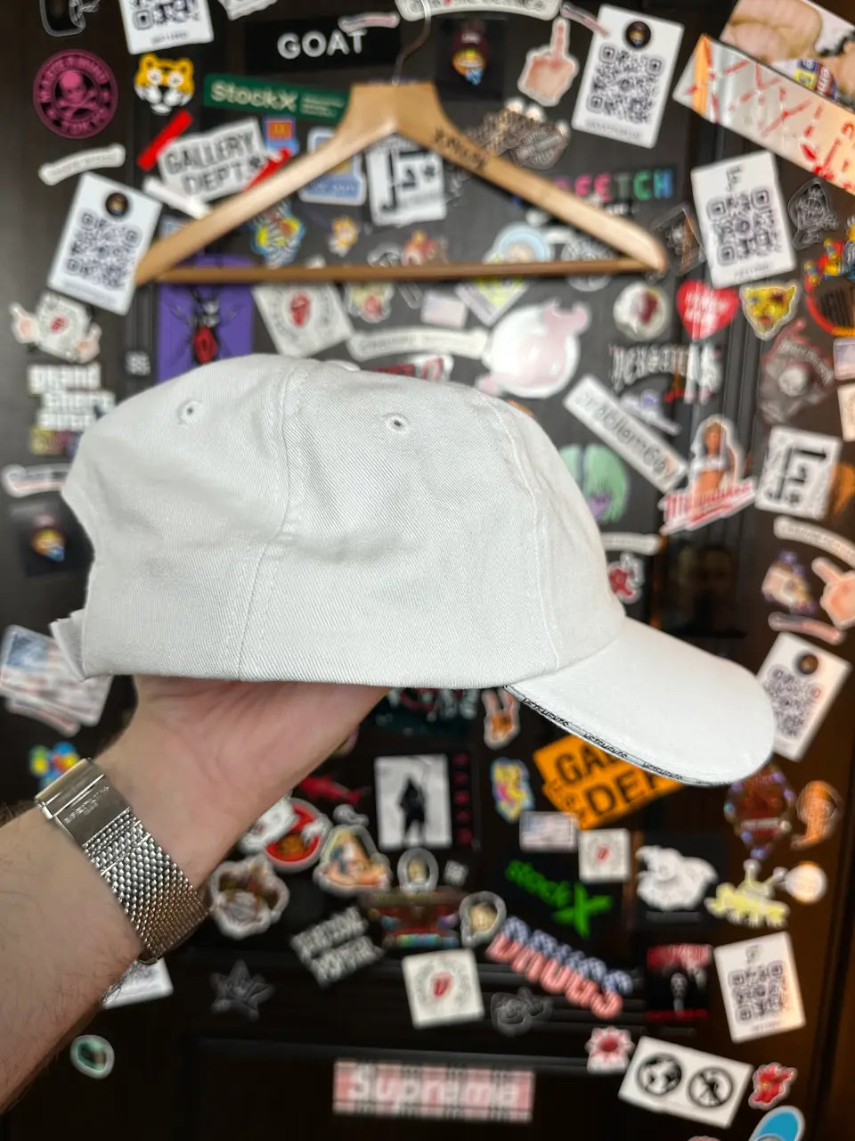 Vetements VETEMENTS NWT AW18 “Genetically Modified” Cap, detail view 7