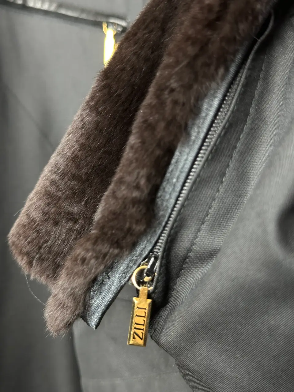 ZILLI Zilli "Ildan" Silk Weasel Coat, detail view 10