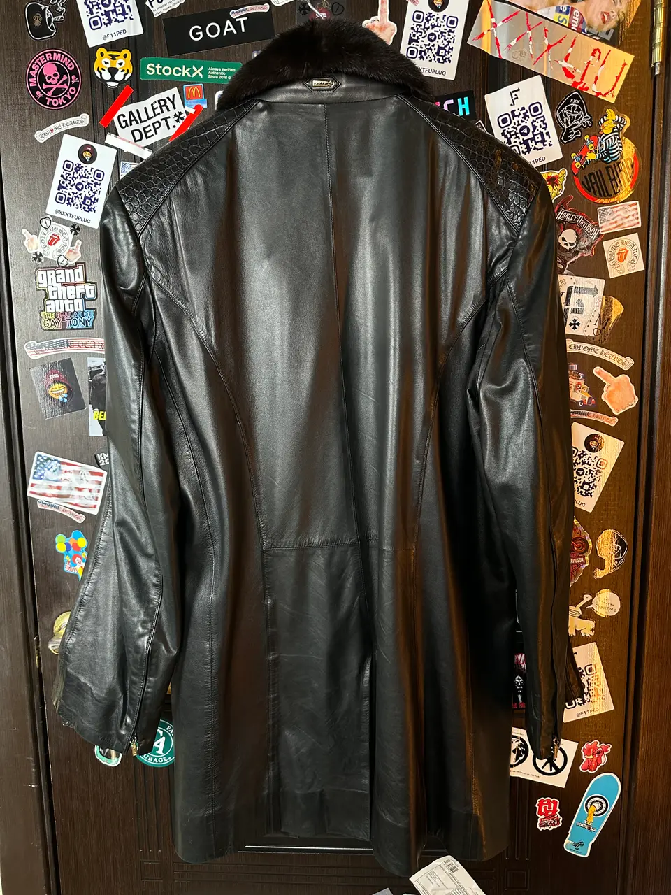 ZILLI Zilli "Mertopolis" Porosus Coat, detail view 3