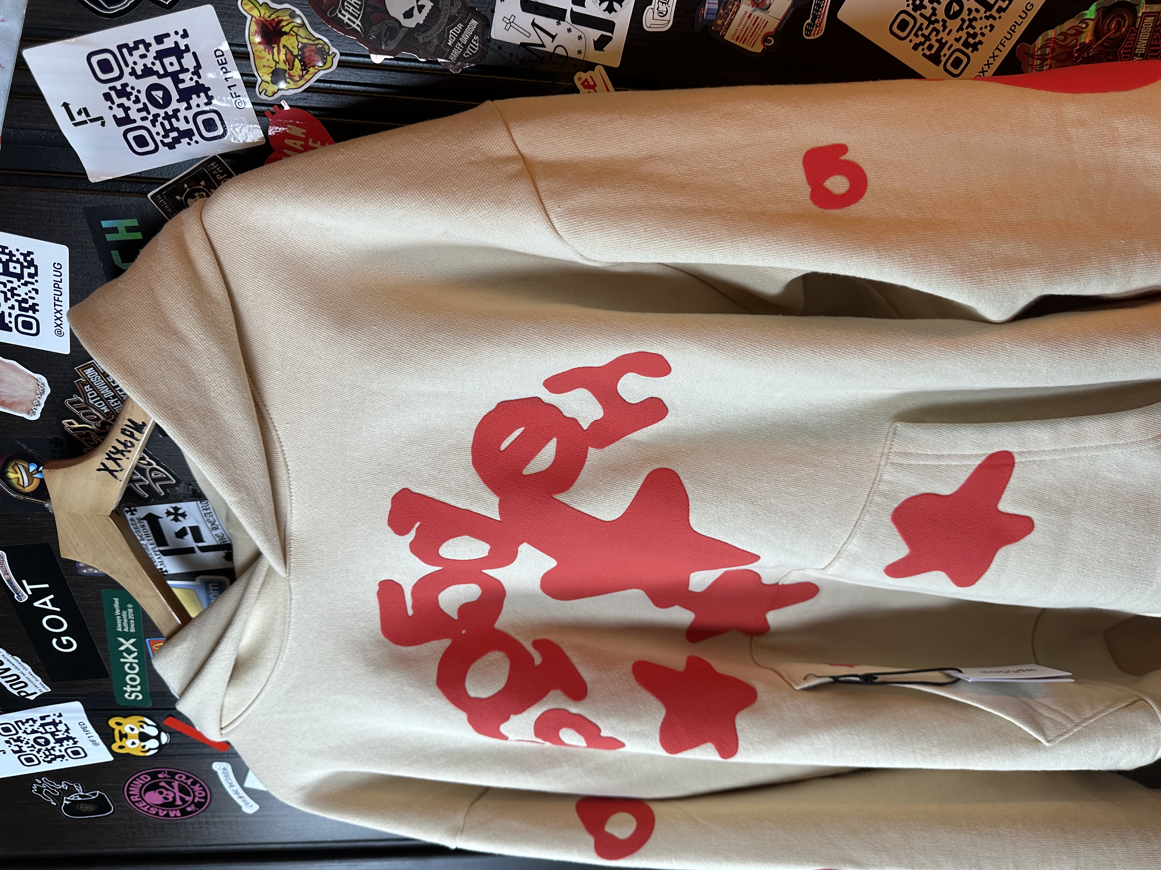 Sp5der Beluga Beige, detail view 9