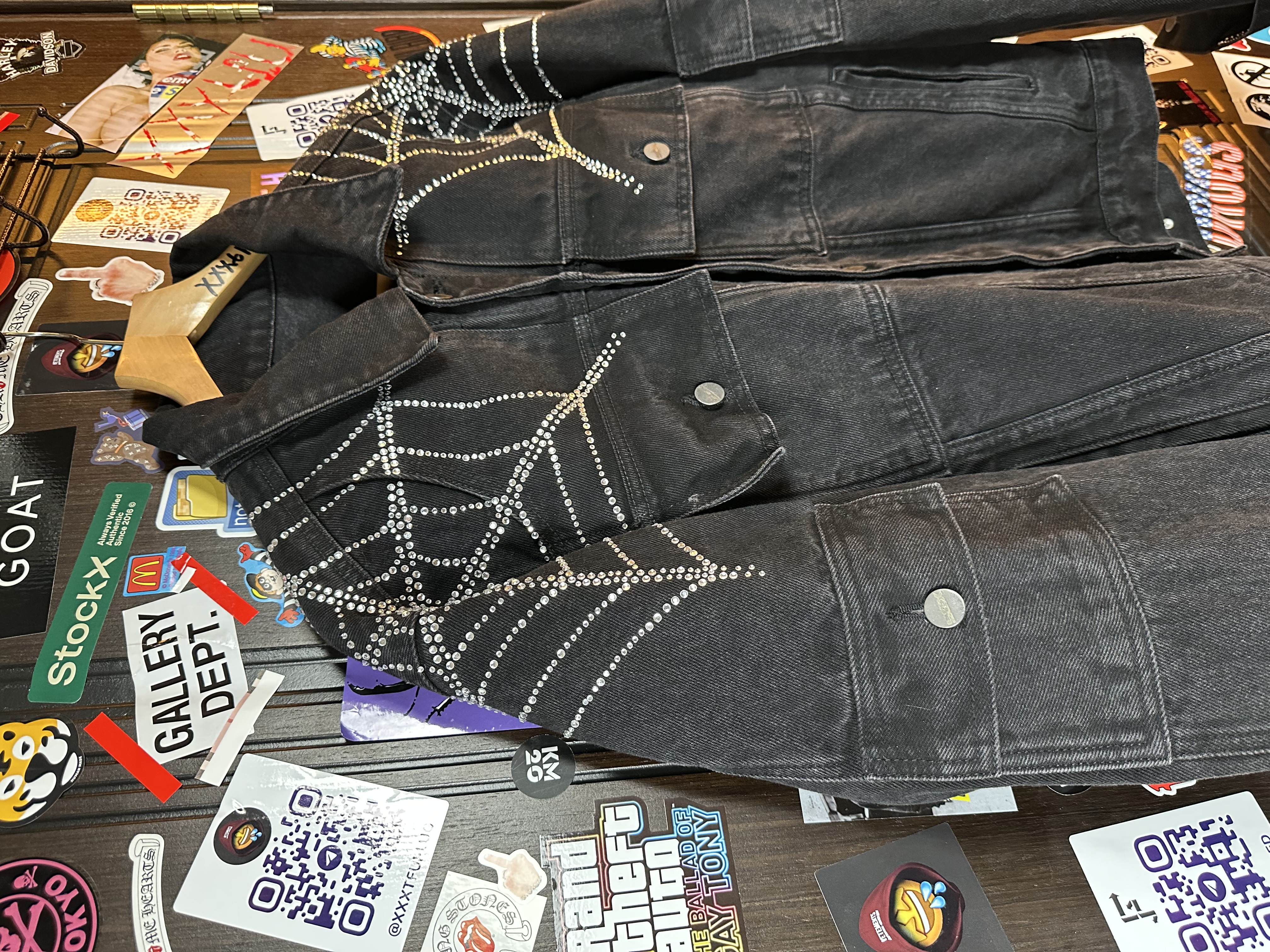 Sp5der OG Spider Worldwide First Ever 2019 Drop Denim Jacket, detail view 8