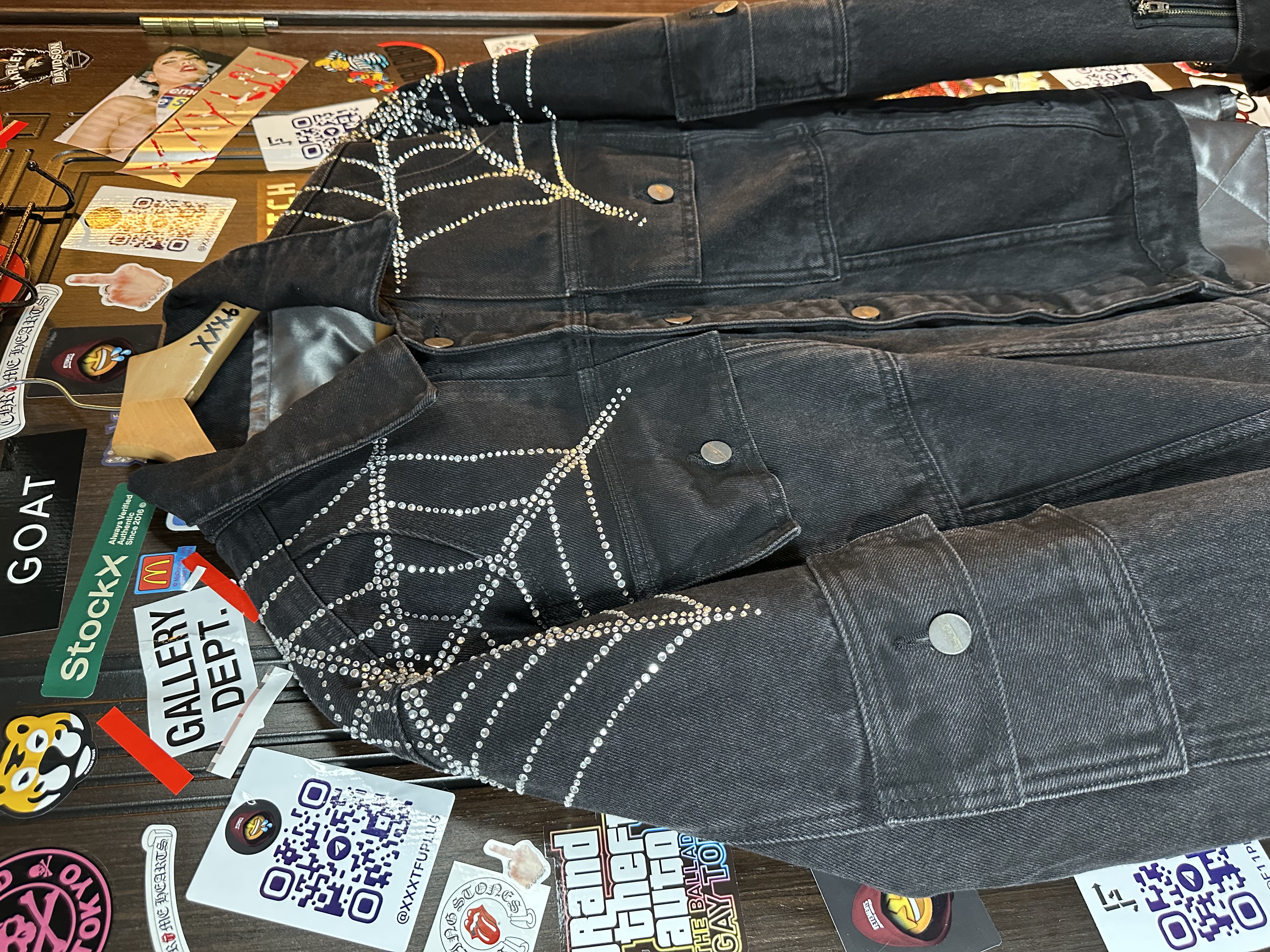 Sp5der OG Spider Worldwide First Ever 2019 Drop Denim Jacket, detail view 15