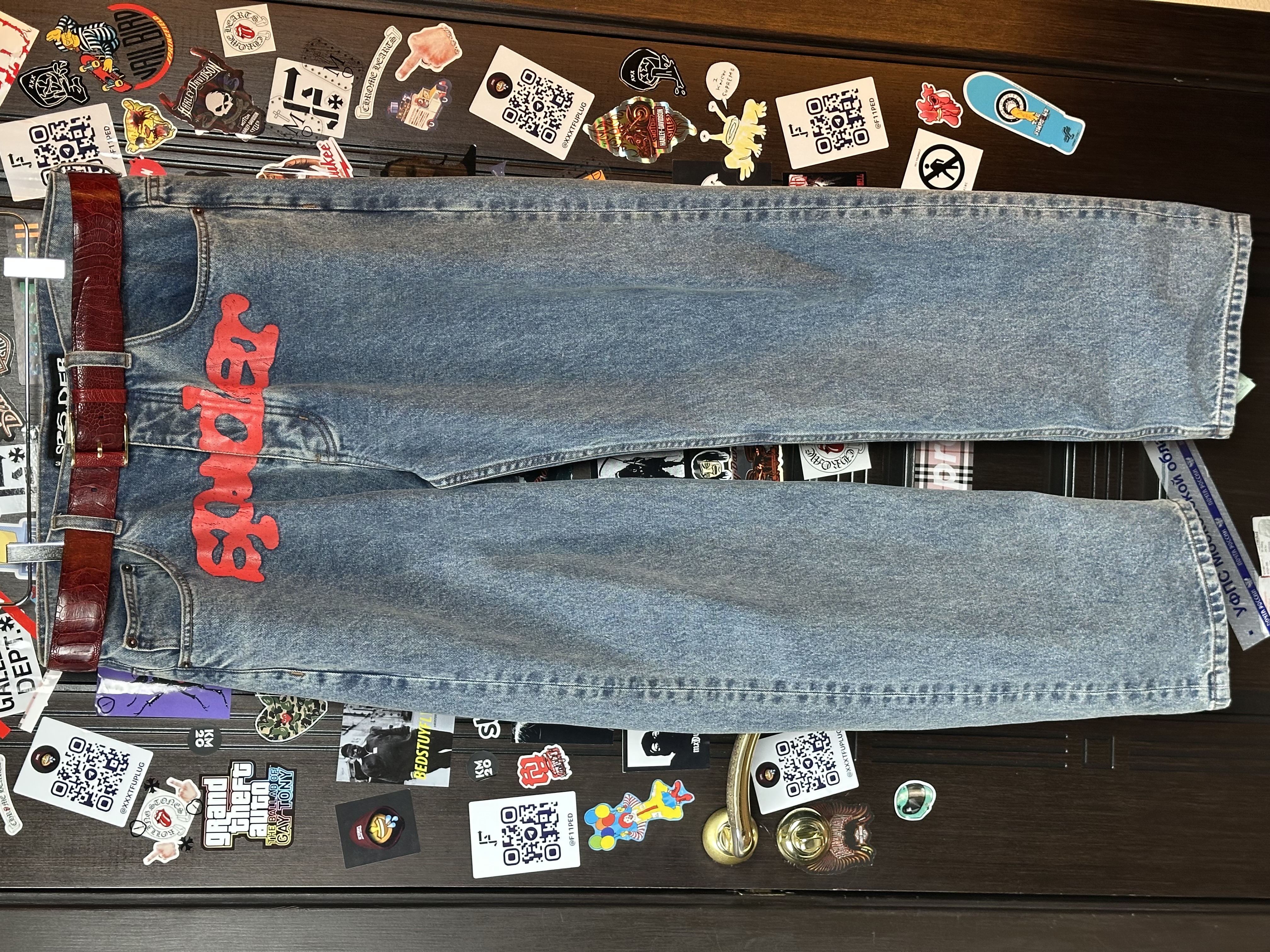 Sp5der “Spider” V3 Indigo Denim Jeans, detail view 3