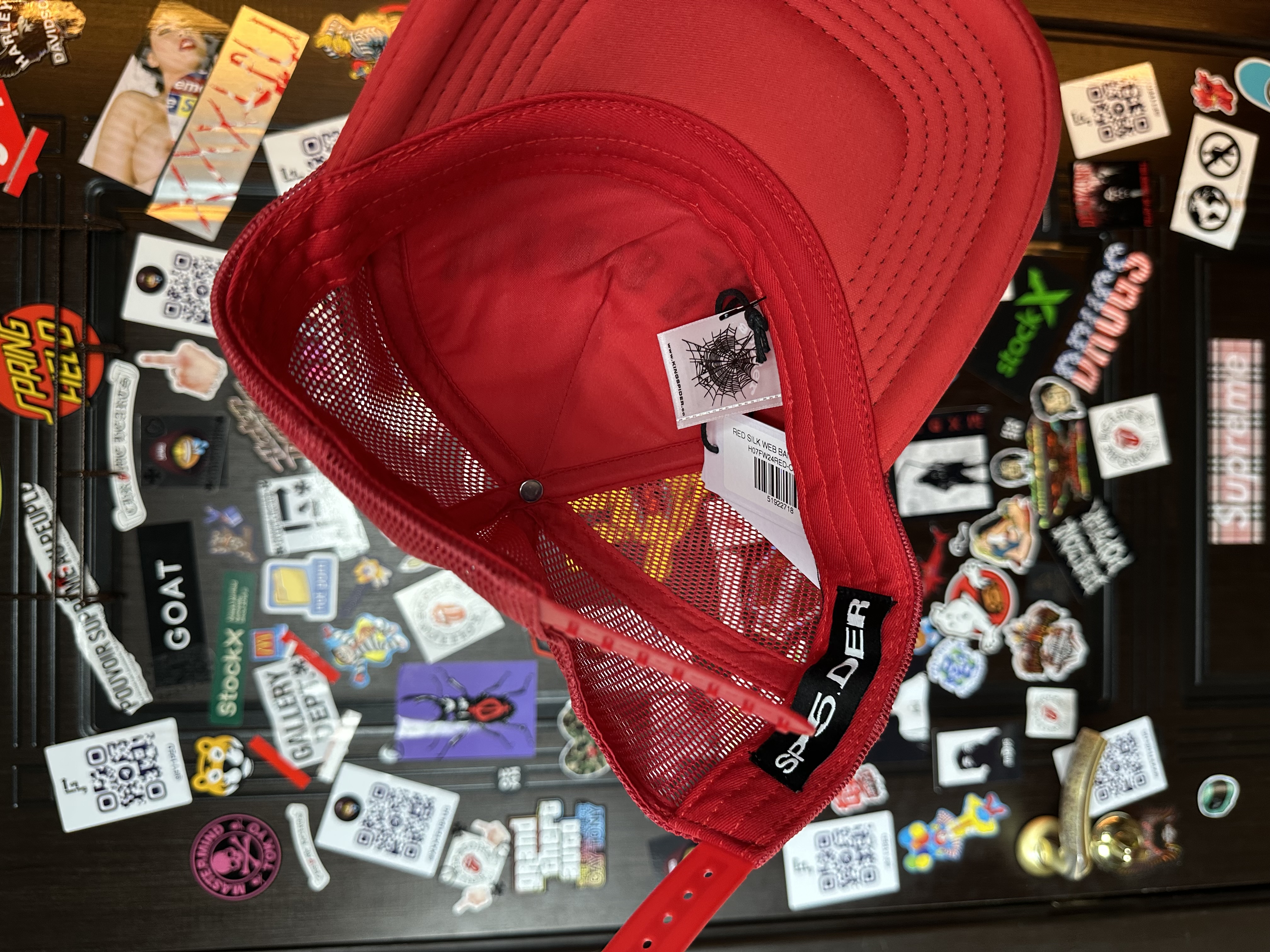 Sp5der Spider Worldwide Silk Web Bank Red Trucker Cap, detail view 6