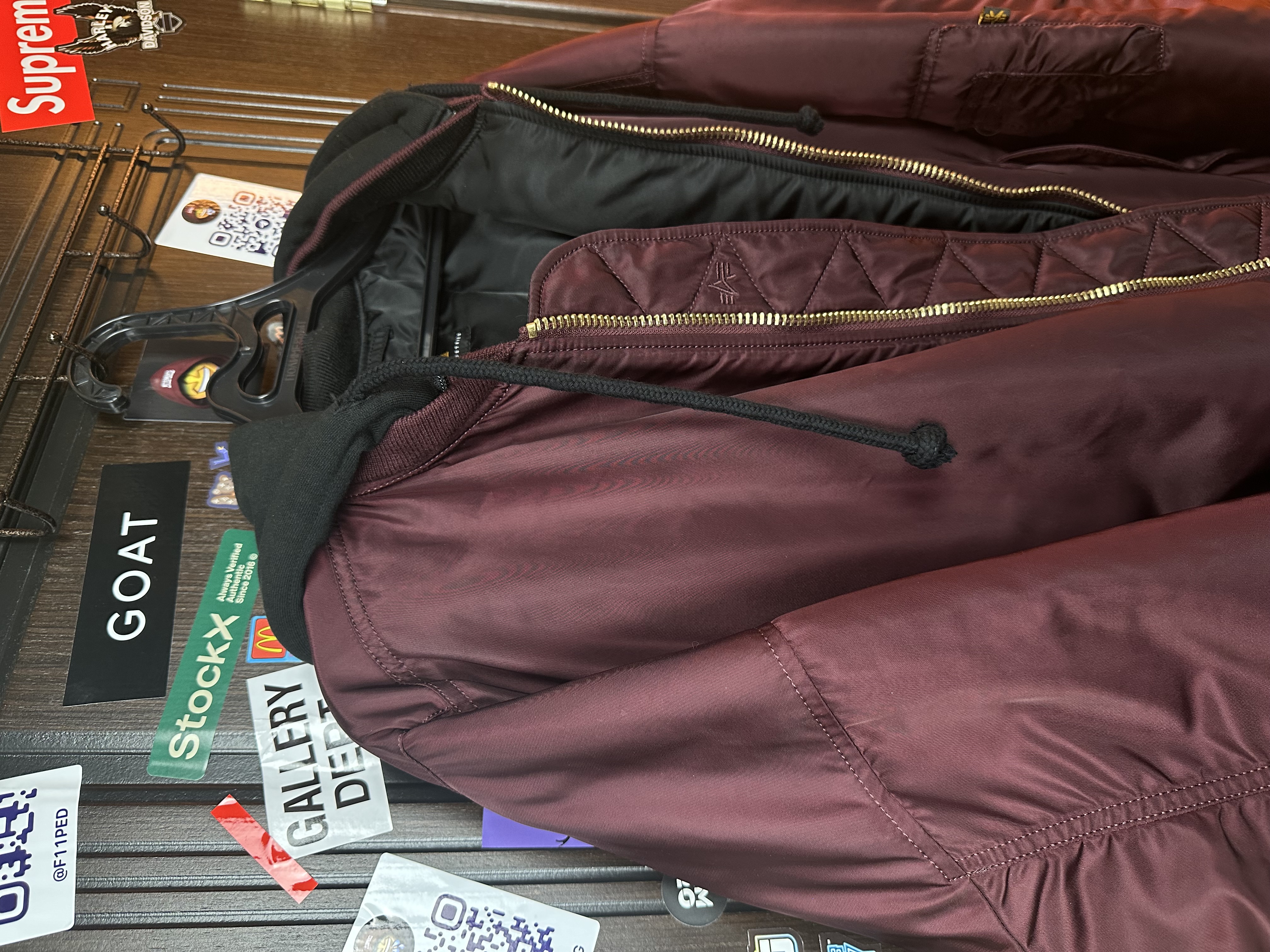 Vetements Burgundy Bomber Emoji XS, detail view 8