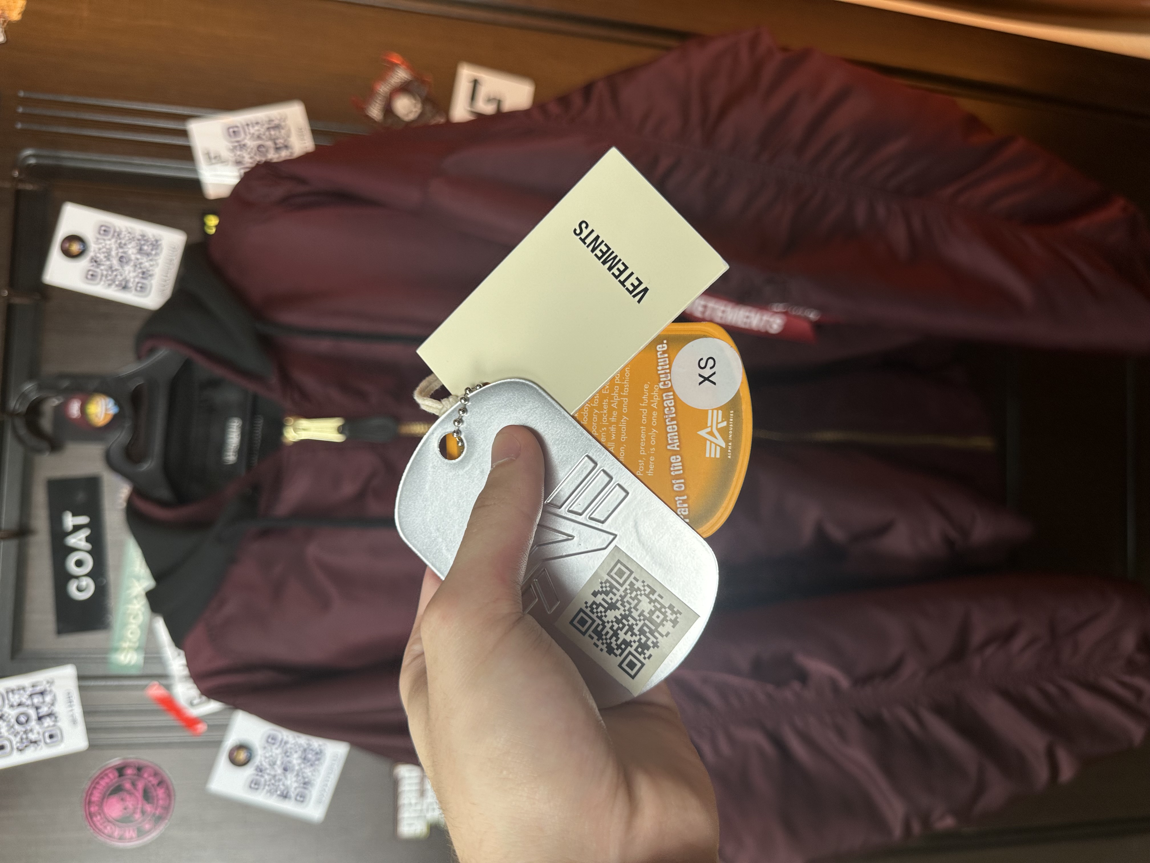 Vetements Burgundy Bomber Emoji XS, detail view 11