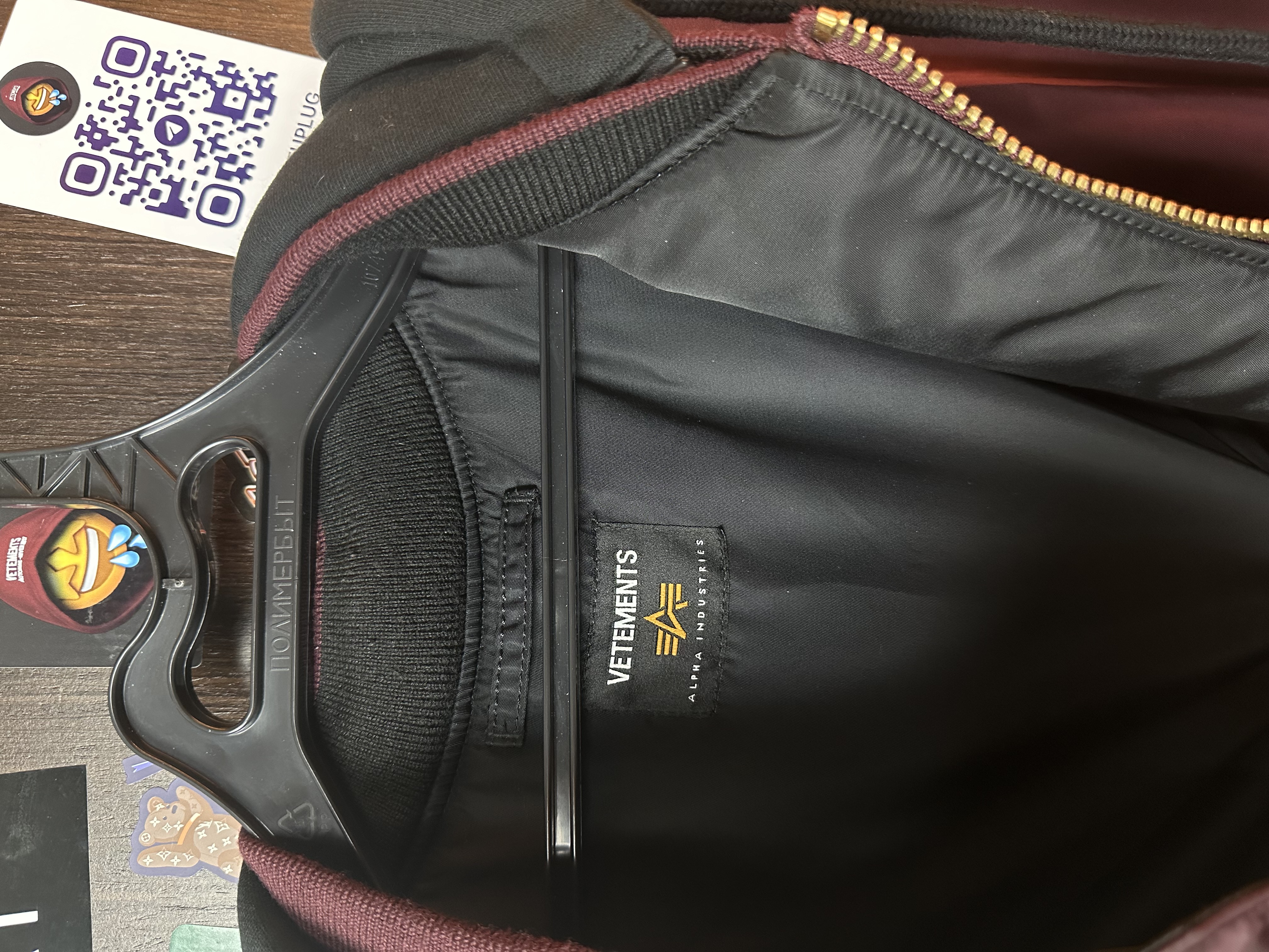 Vetements Burgundy Bomber Emoji XS, detail view 14