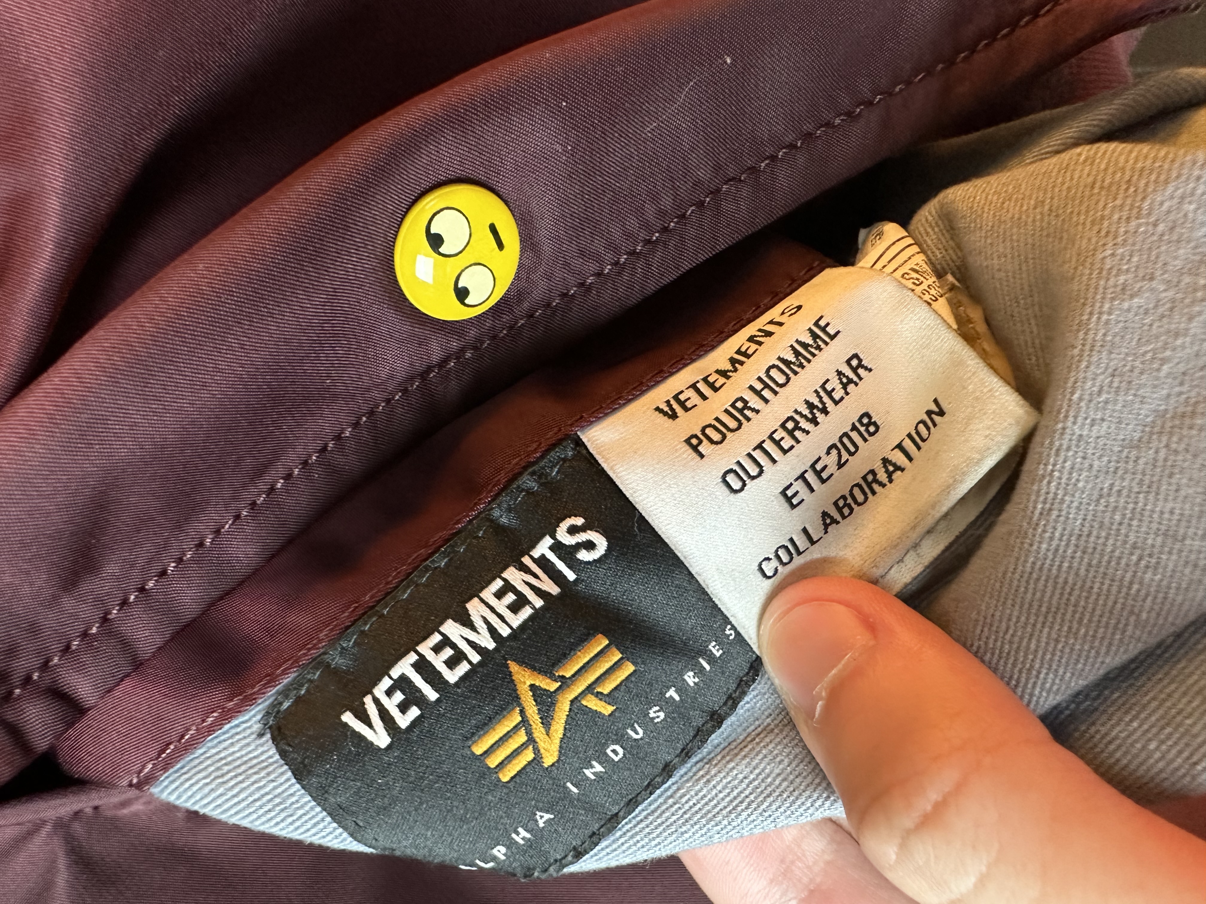 Vetements Burgundy Bomber Emoji XS, detail view 18