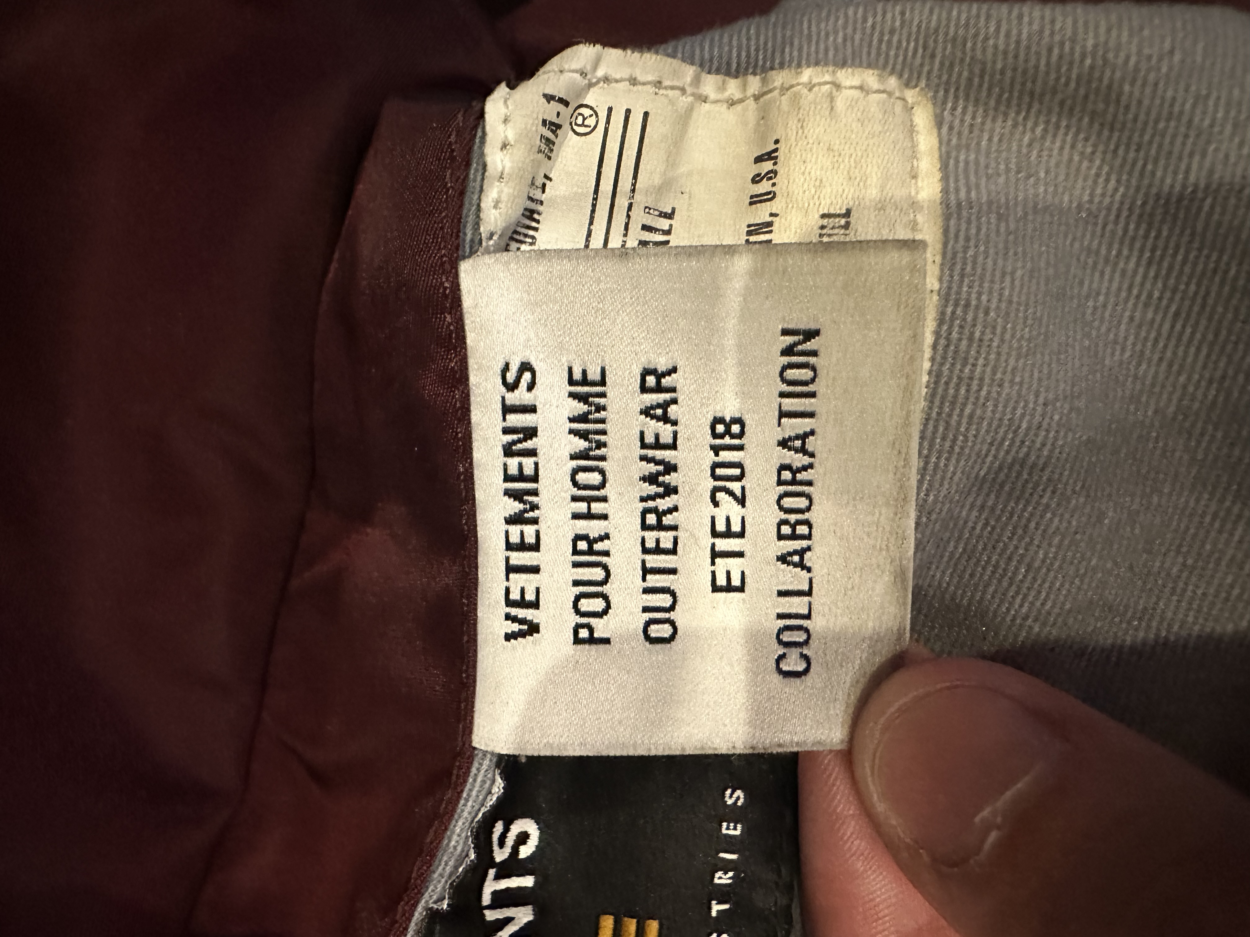 Vetements Burgundy Bomber Emoji XS, detail view 22