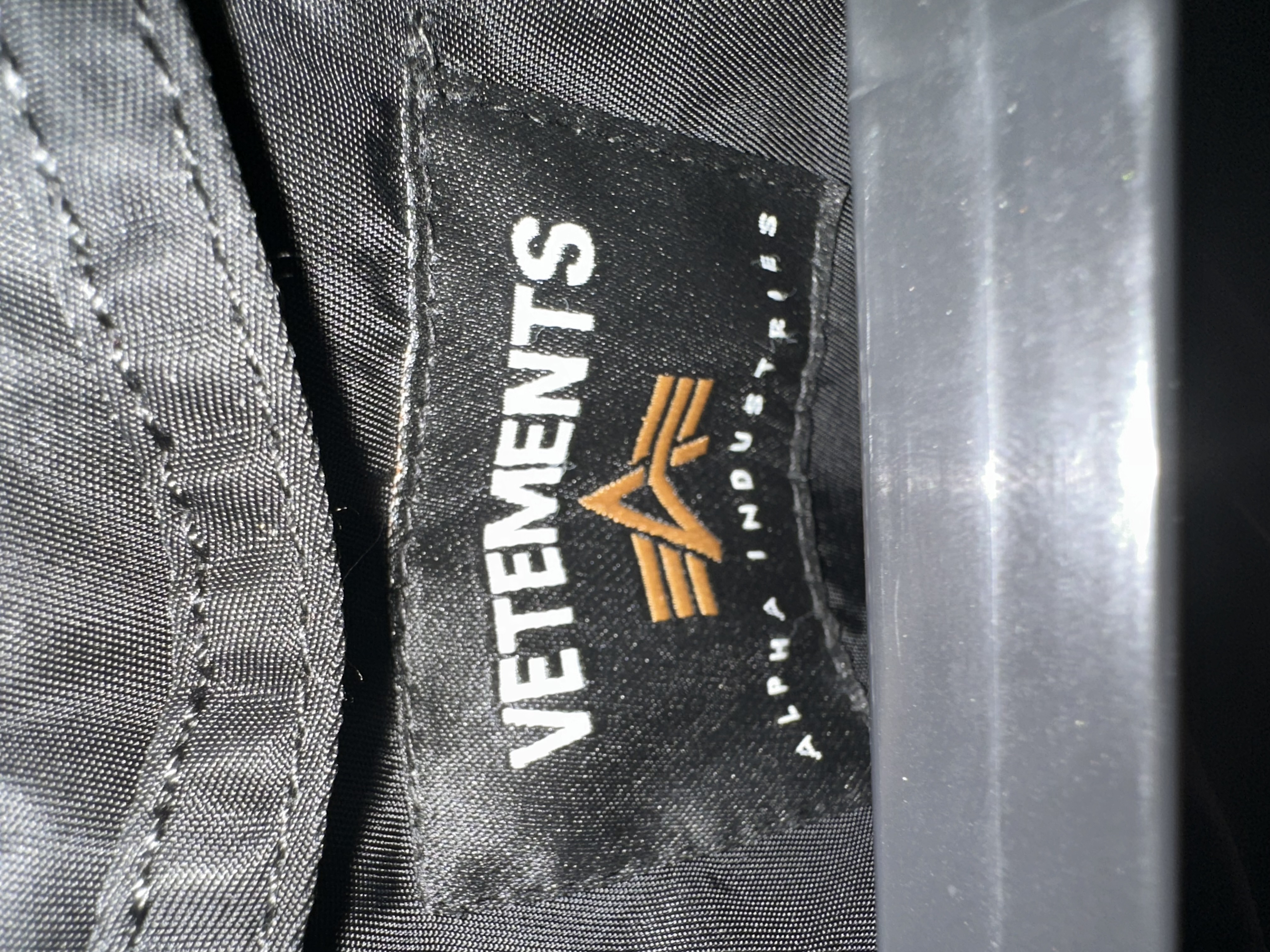 Vetements Burgundy Bomber Emoji XS, detail view 25