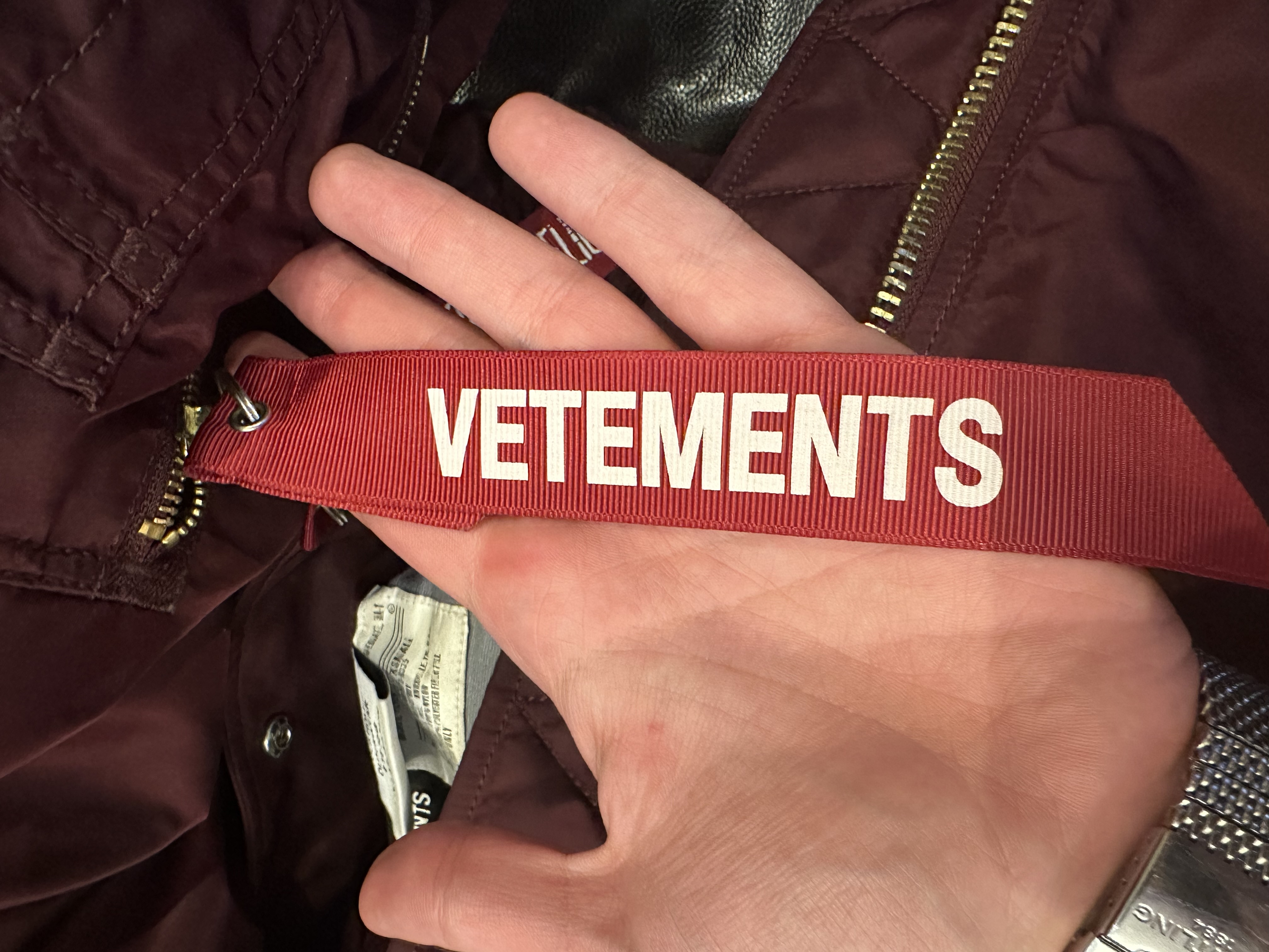 Vetements Burgundy Bomber Emoji XS, detail view 26