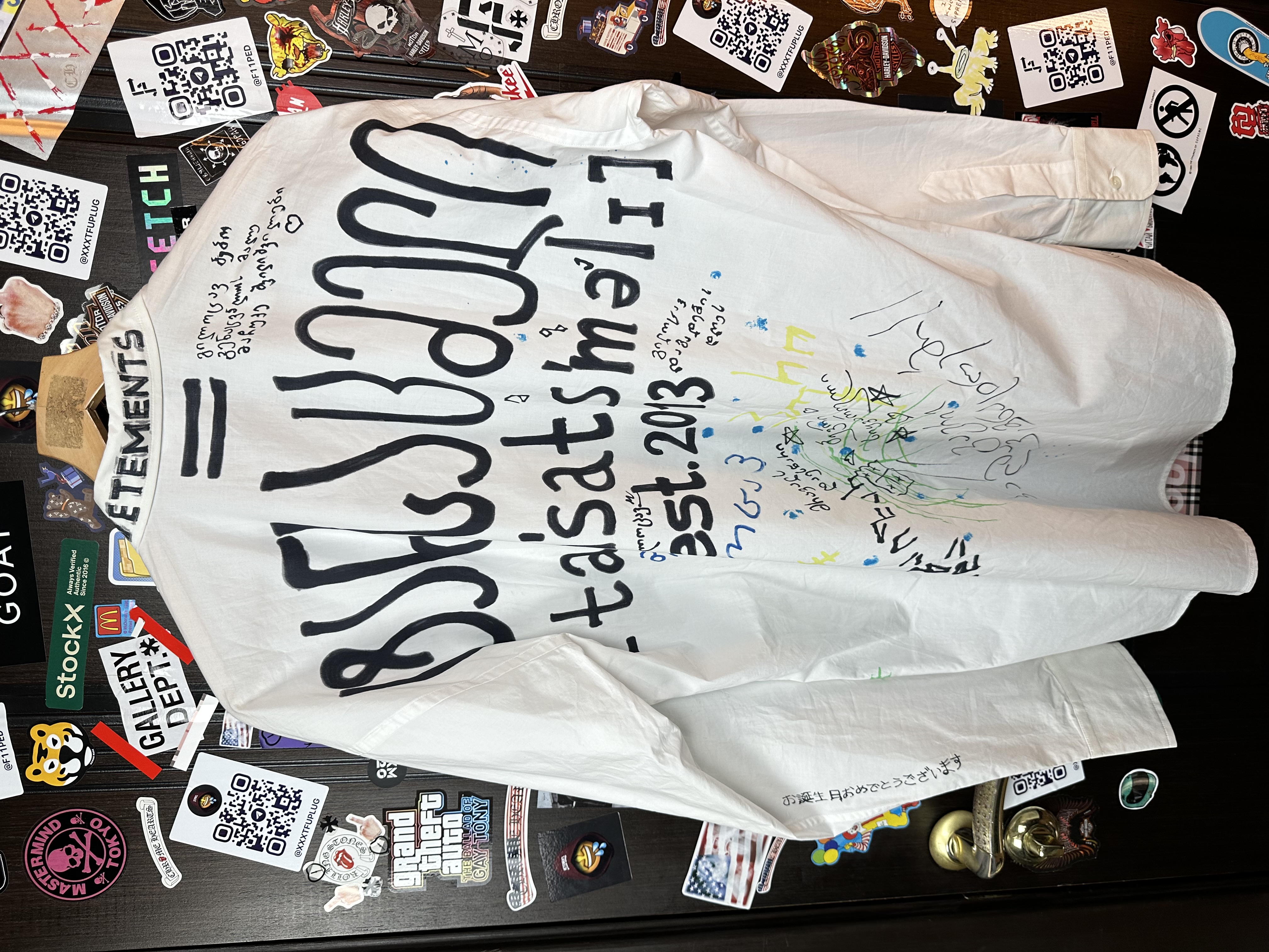 Vetements Tansatsmeli Happy Birthday, detail view 3