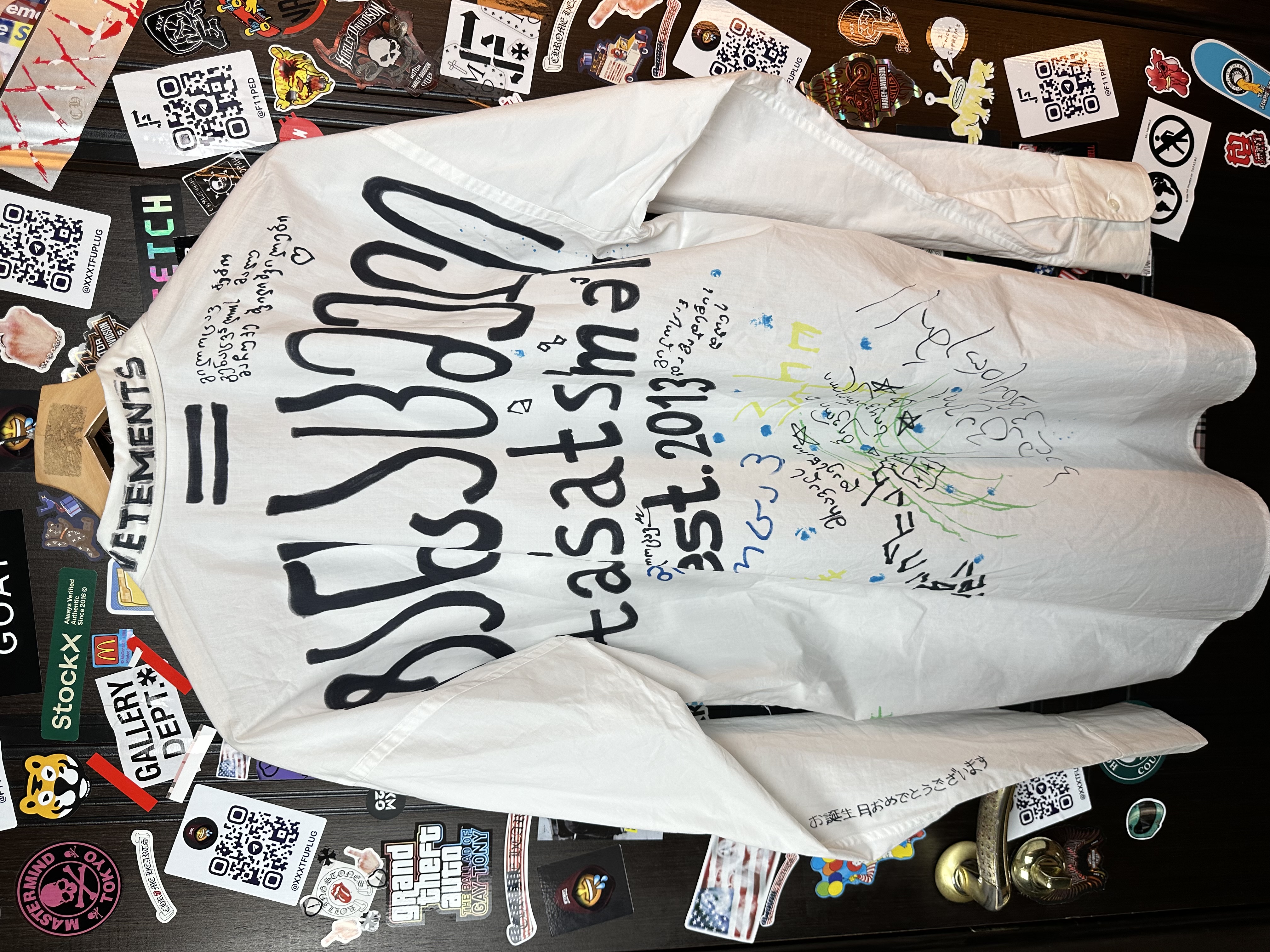 Vetements Tansatsmeli Happy Birthday, detail view 5