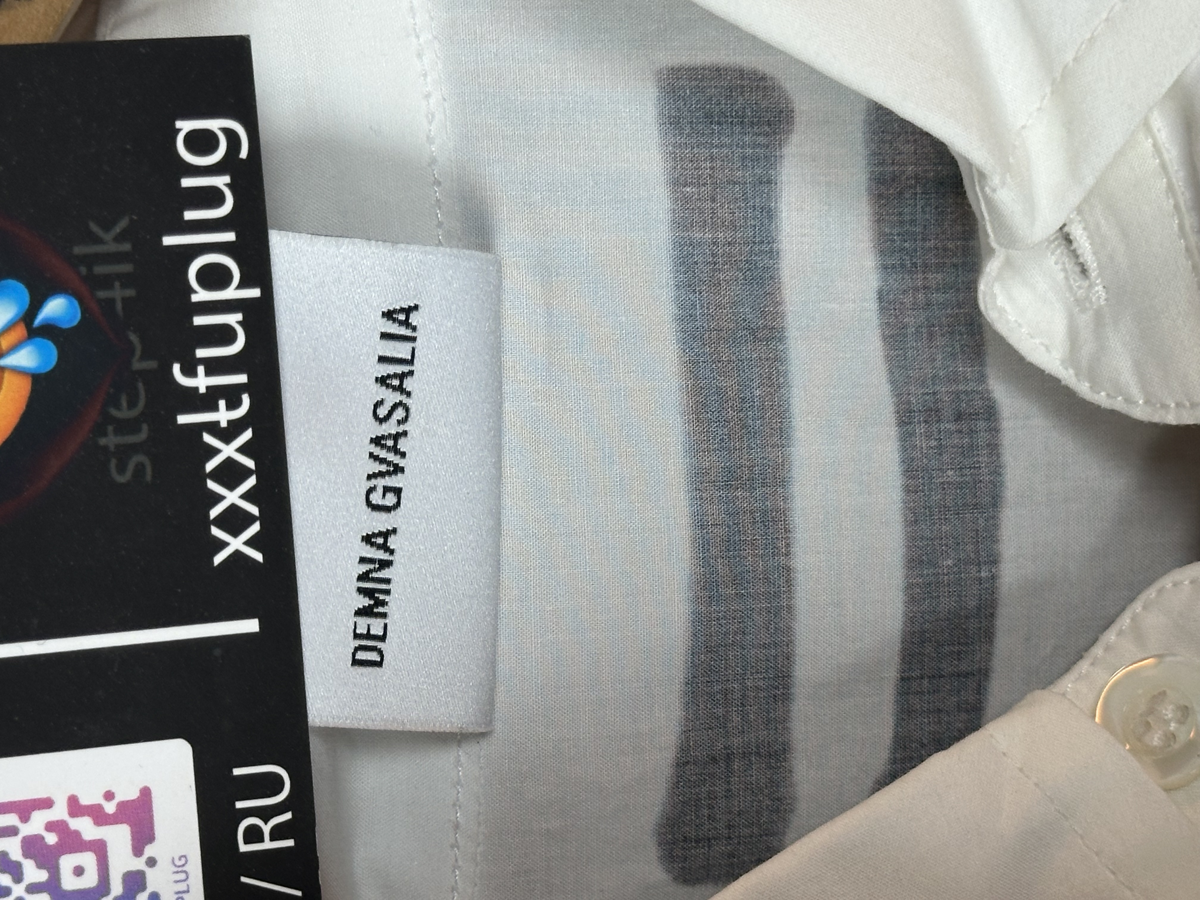 Vetements Tansatsmeli Happy Birthday, detail view 10