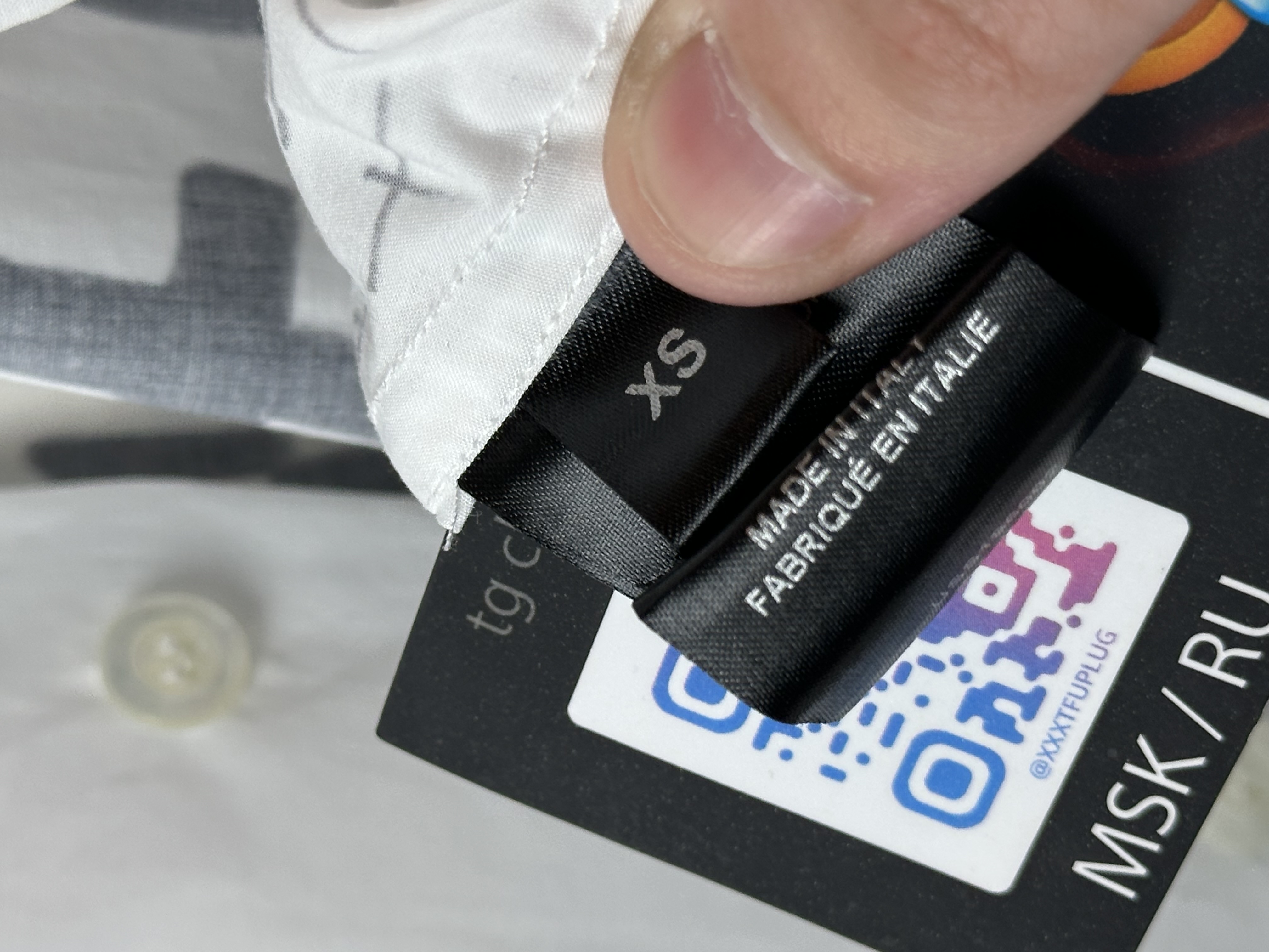 Vetements Tansatsmeli Happy Birthday, detail view 12