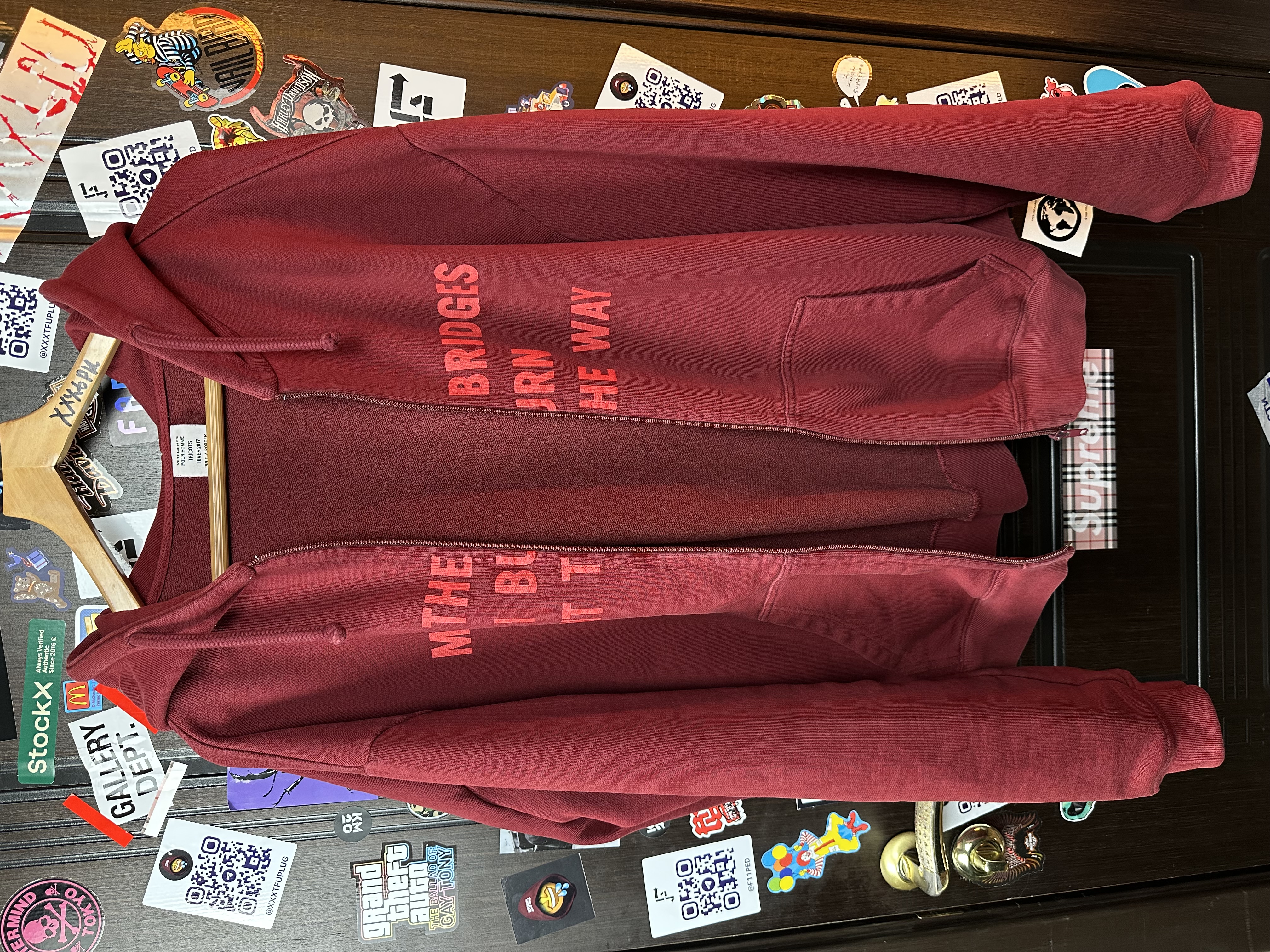 Vetements VETEMENTS “May the bridges” Zip Hoodie 1/50, detail view 4