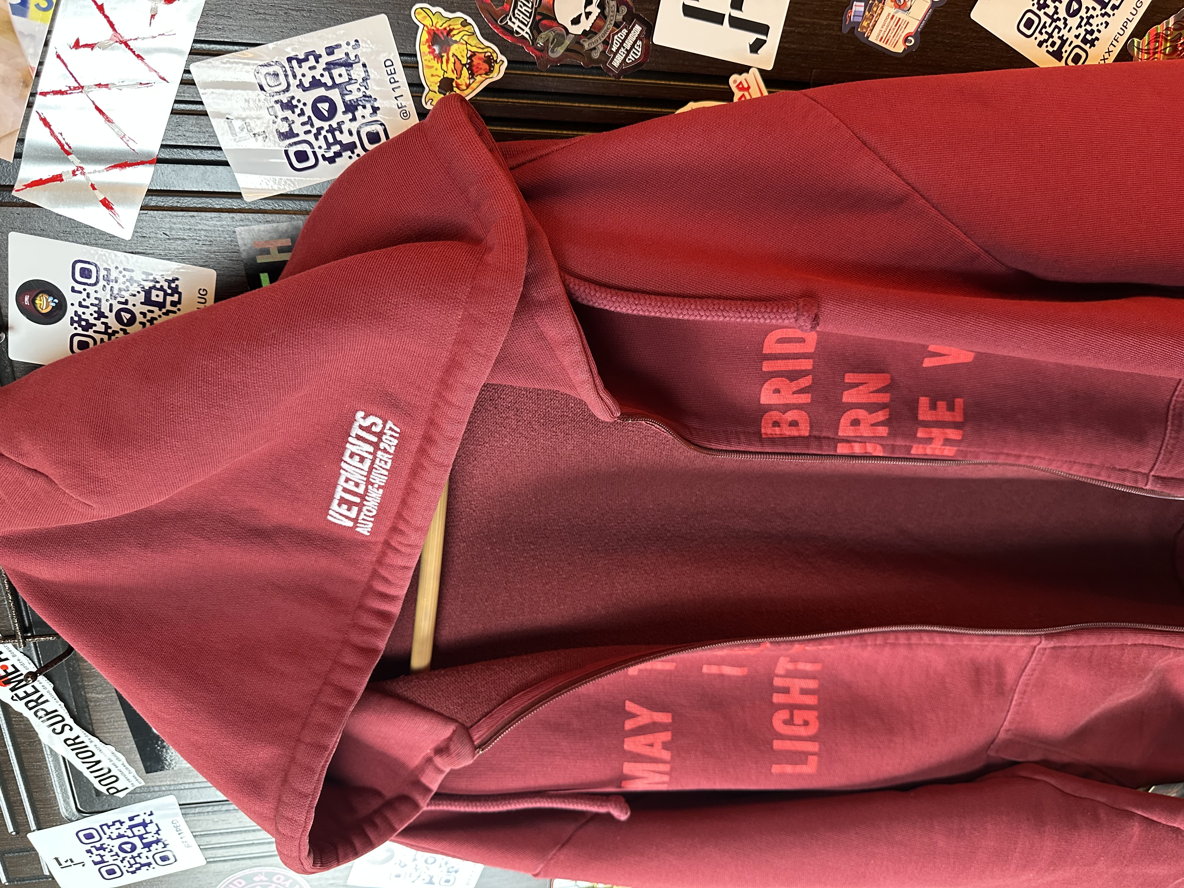 Vetements VETEMENTS “May the bridges” Zip Hoodie 1/50, detail view 11