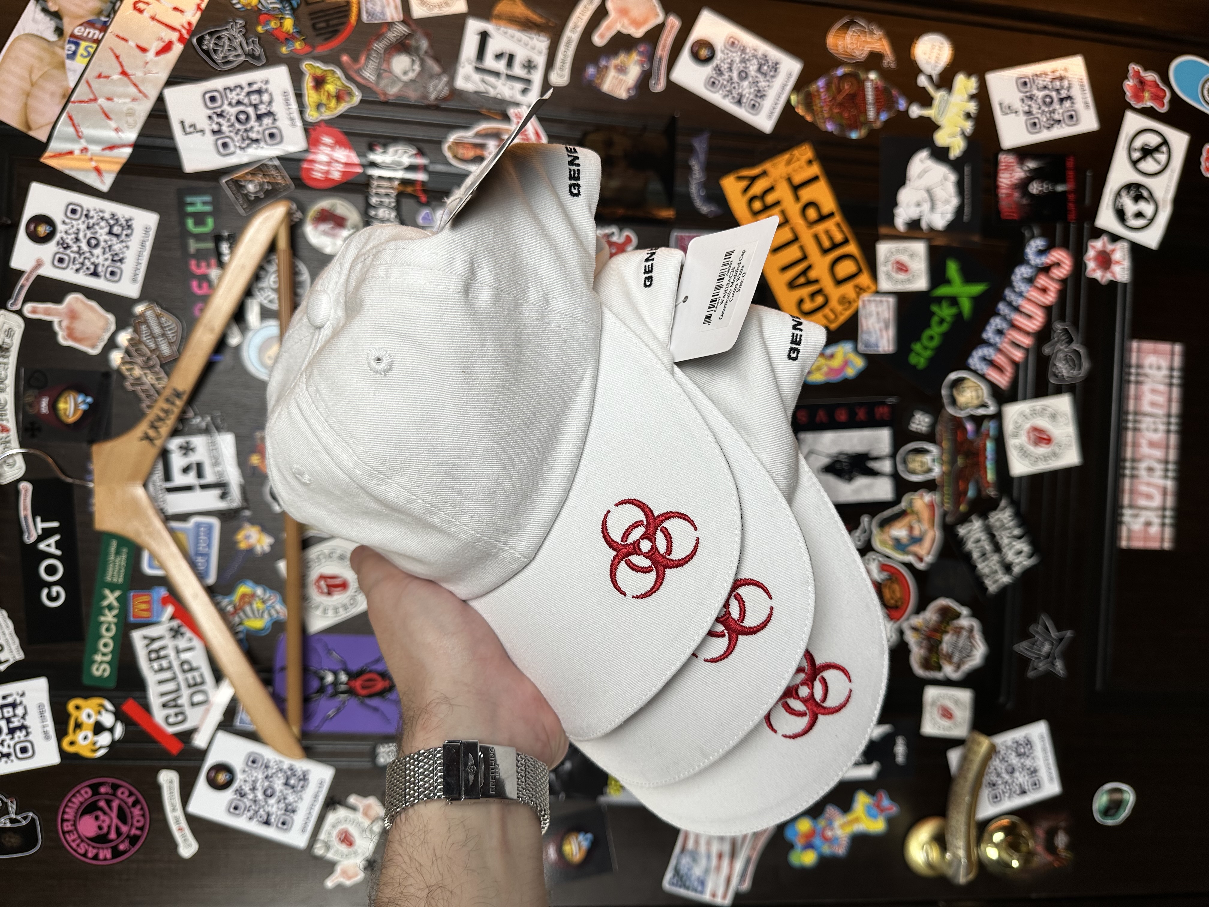 Vetements VETEMENTS NWT AW18 “Genetically Modified” Cap, detail view 2