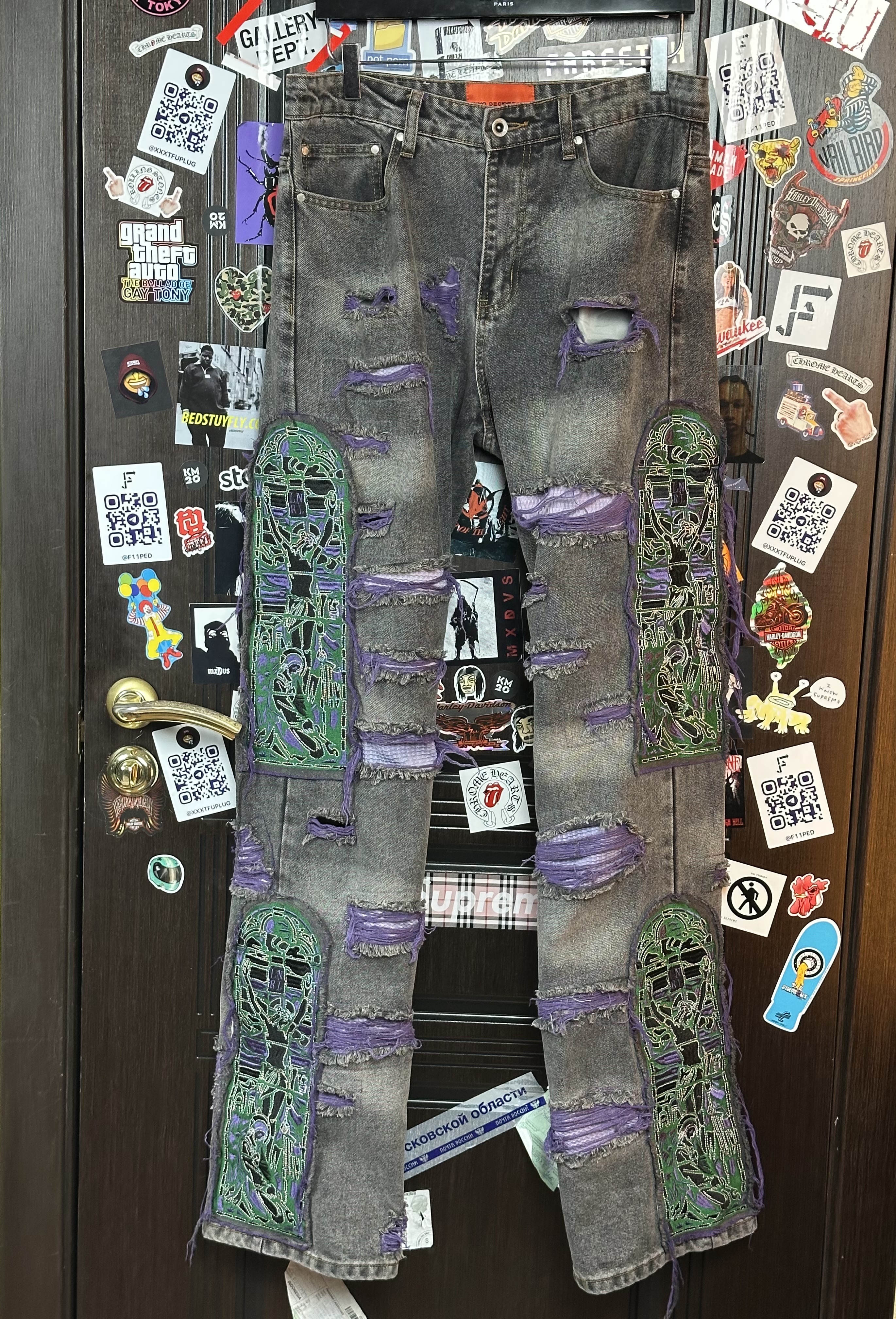 Who Decides War Who Decides War “Jesus and Maria” Coal Violet Fusion Denim, detail view 2