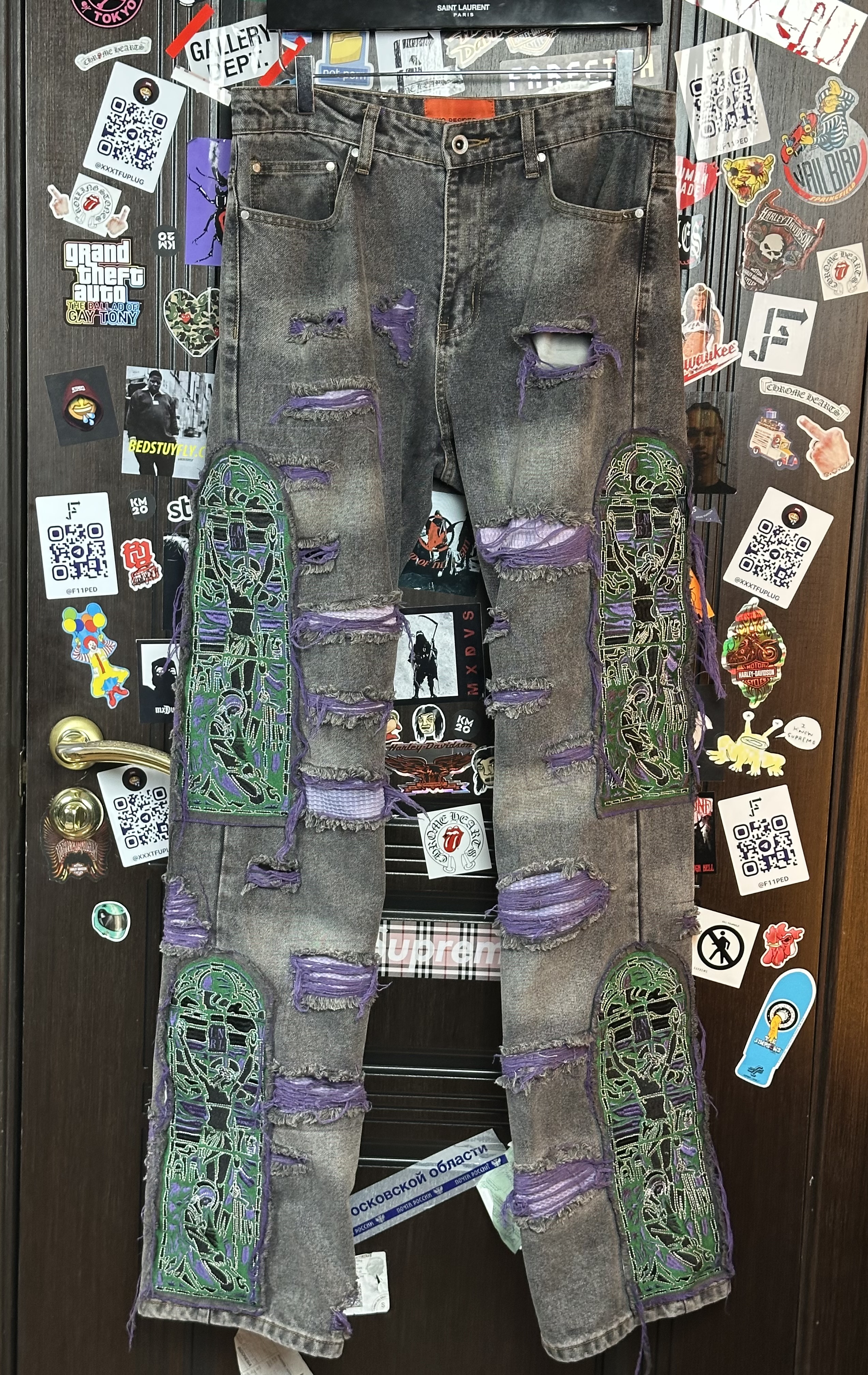 Who Decides War Who Decides War “Jesus and Maria” Coal Violet Fusion Denim, detail view 4