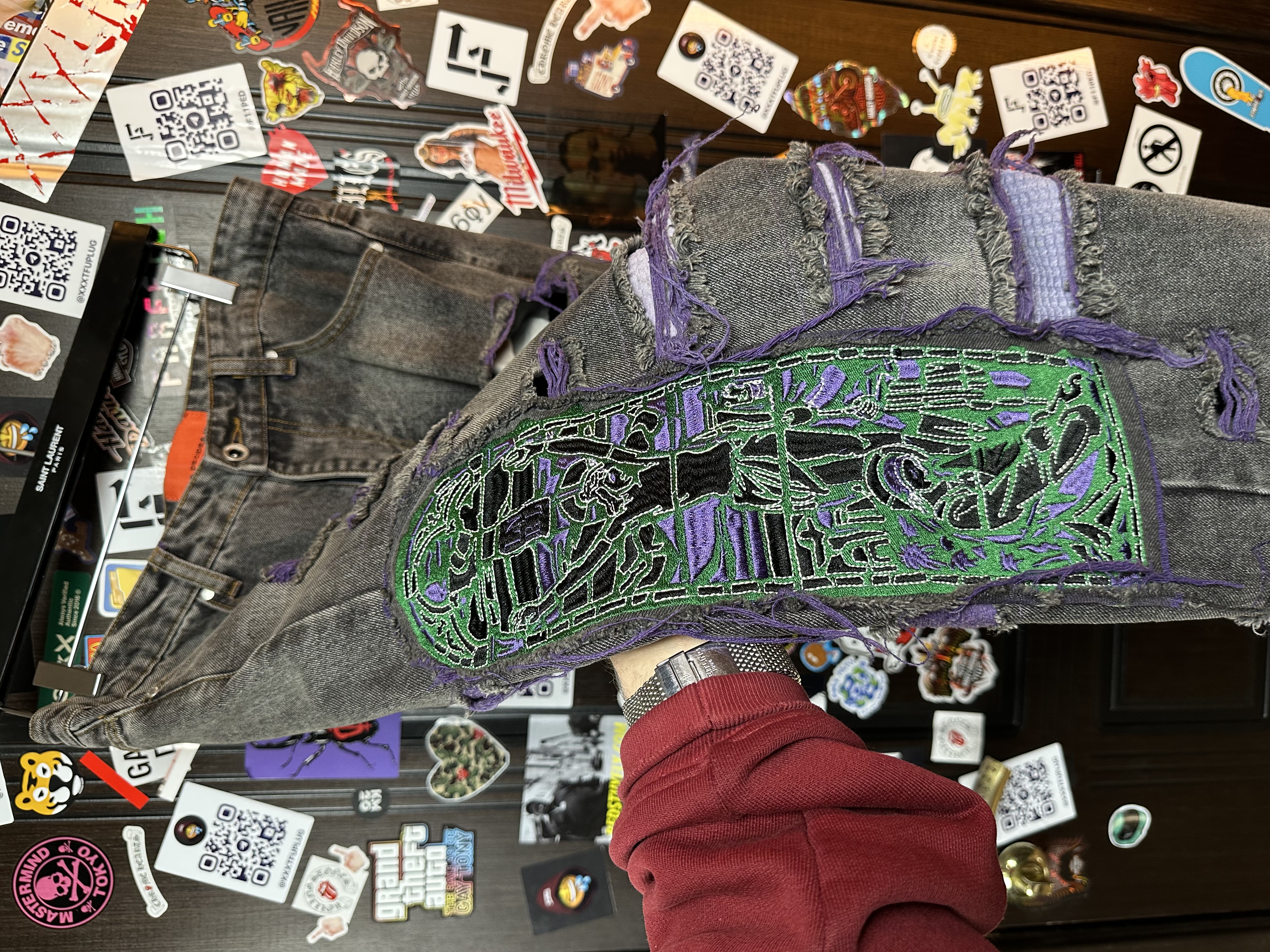 Who Decides War Who Decides War “Jesus and Maria” Coal Violet Fusion Denim, detail view 7