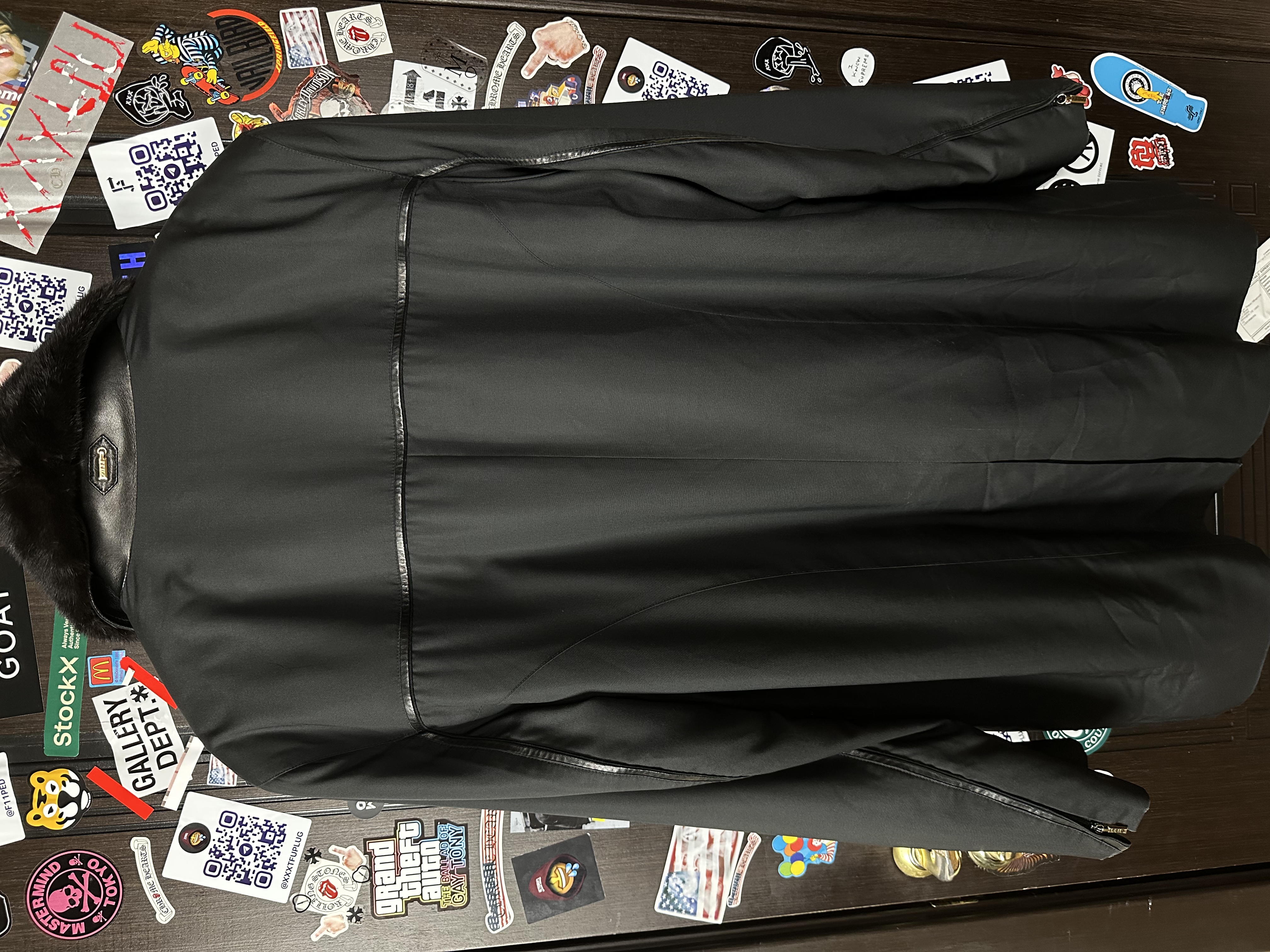 ZILLI Zilli "Ildan" Silk Weasel Coat, detail view 3