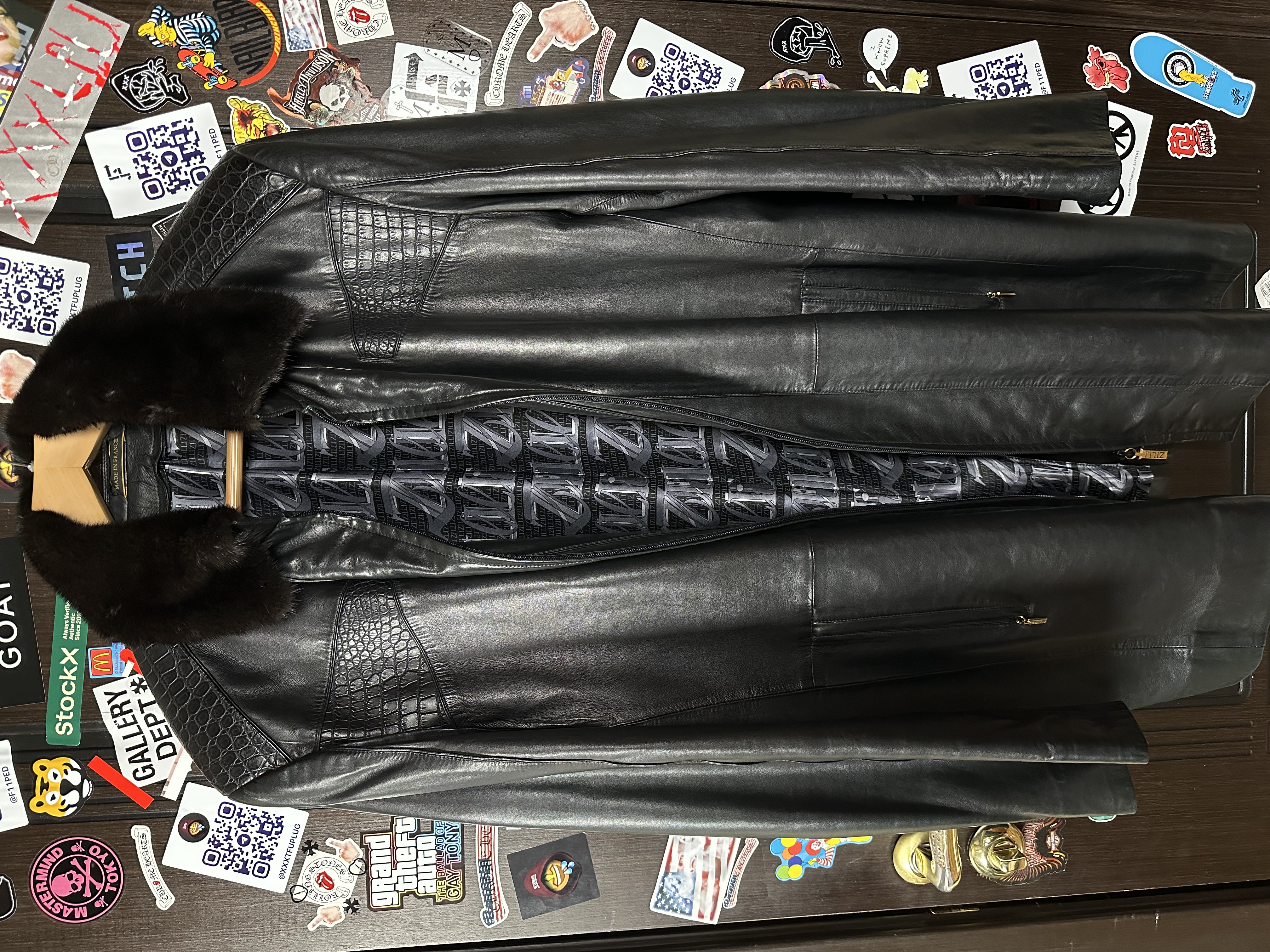 ZILLI Zilli "Mertopolis" Porosus Coat, detail view 2